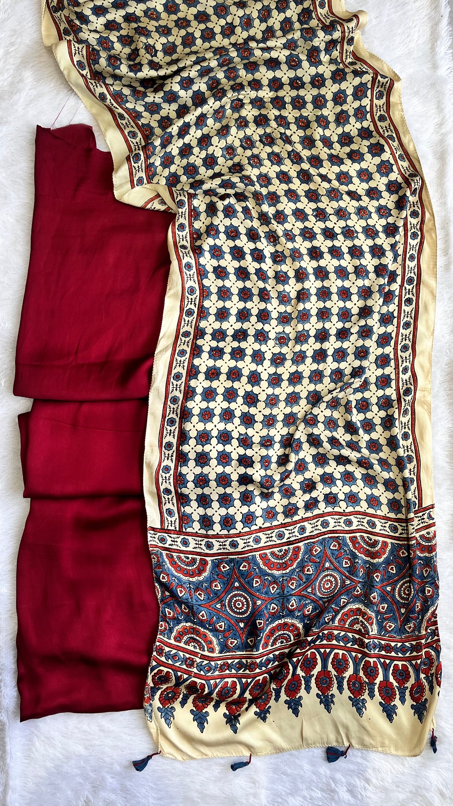 Maroon Solid Shade Modal Silk 2 pc Suit Set with Matching Grid Buta Modal Silk Stole