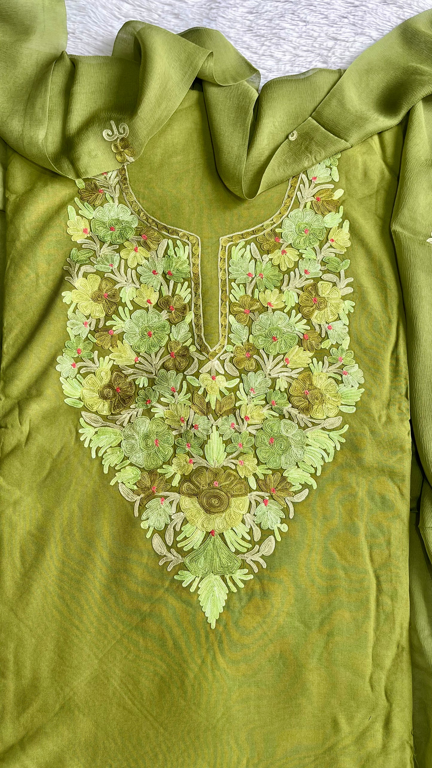 Forest Green Muslin Cotton Kashmiri Aari Embroidered 3pc Suit Set