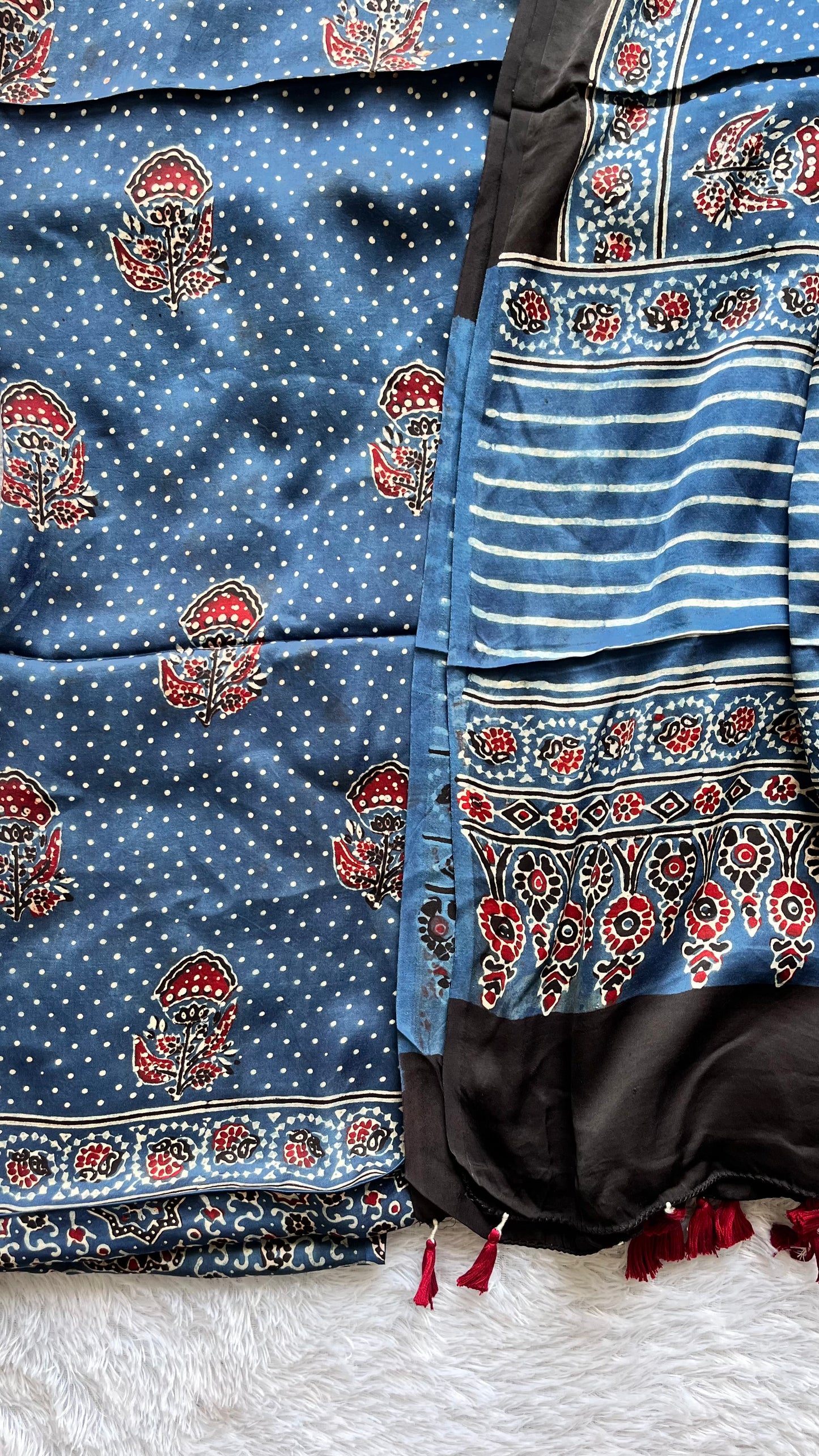 Deep Blue Dhaari and Buta Pure Modal Silk Suit Set with Modal Silk Dupatta