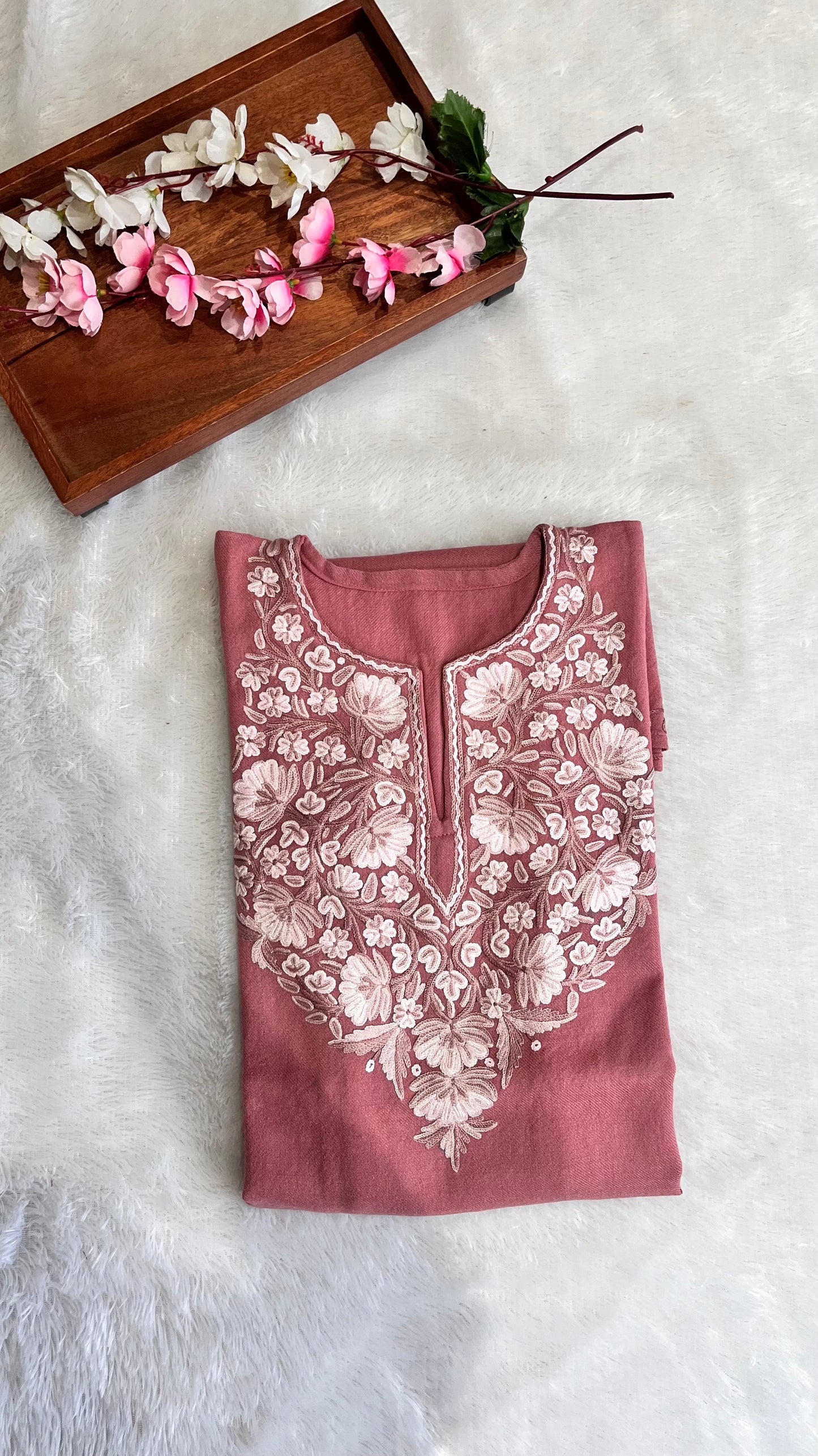 Rose Pink Aari Hand Embroidery Kashmiri Merino Wool Pheran with Pockets