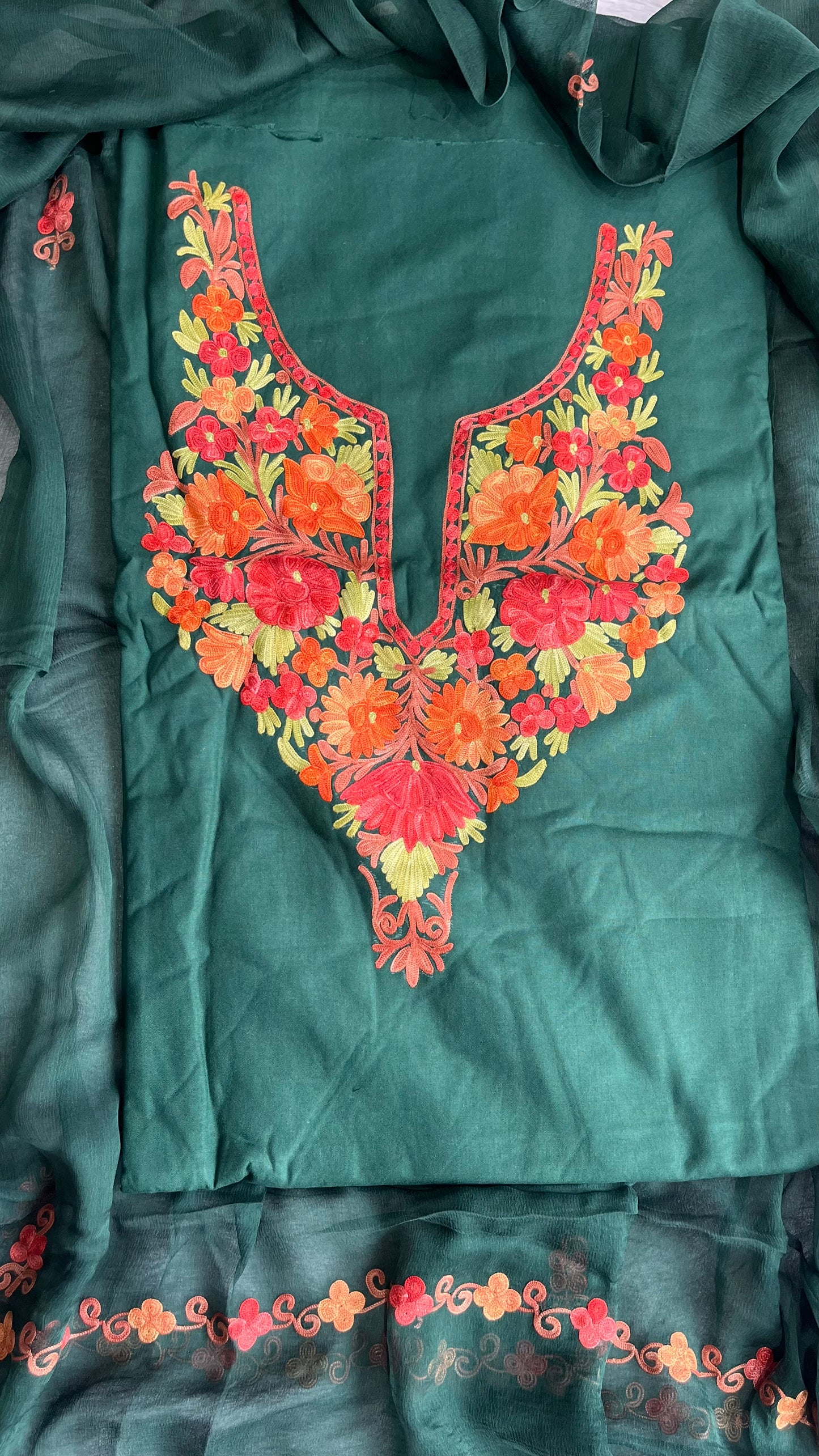 Bottle Green Muslin Cotton Kashmiri Aari Embroidered 3pc Suit Set