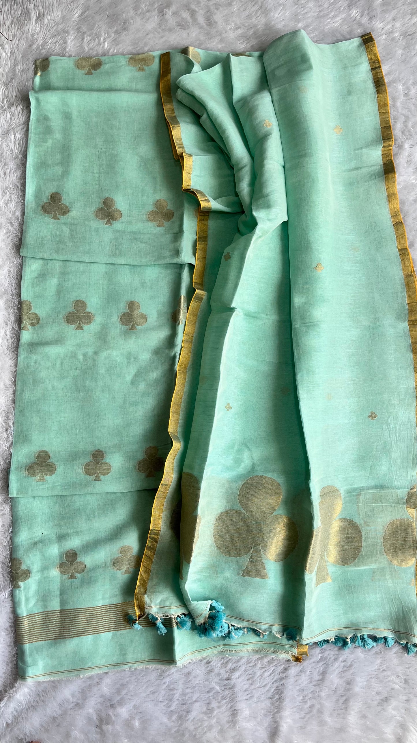 Aqua Blue Paan Buta Pure Jayshree Linen with Jamdani Hand Woven Daman 2 pc Suit Set