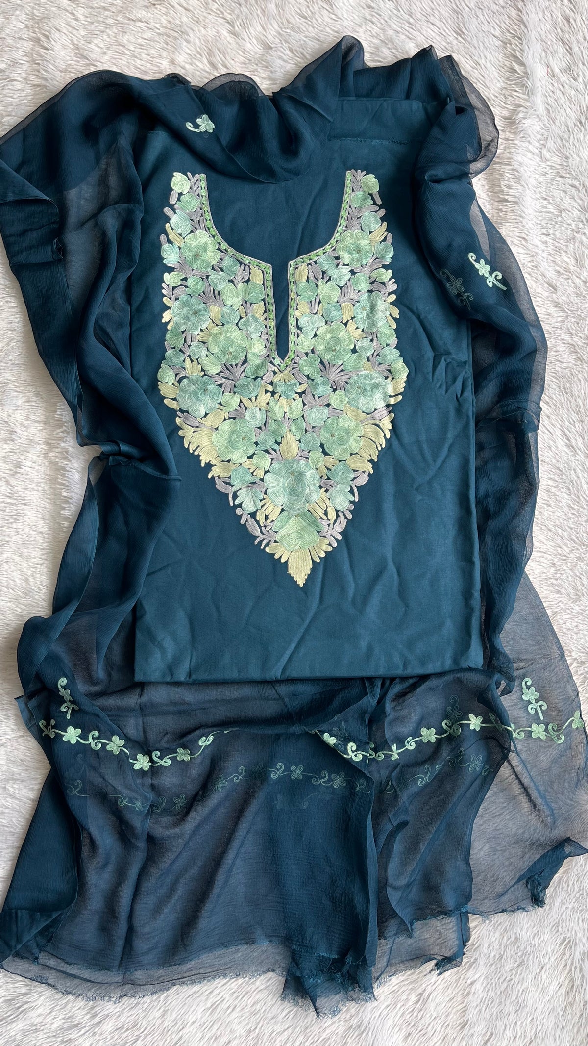 Teak Blue Kashmiri Aari Embroidered 3pc Suit Set with Embroidered Muslin Dupatta