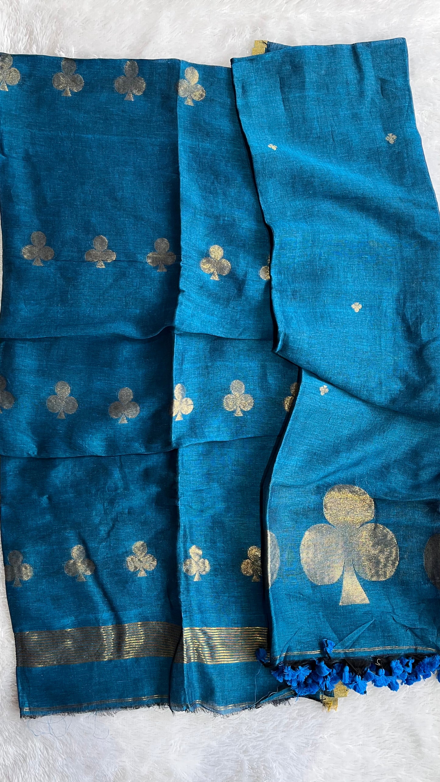 Morpankhi Blue Paan Buta Pure Jayshree Linen with Jamdani Hand Woven Daman 2 pc Suit Set