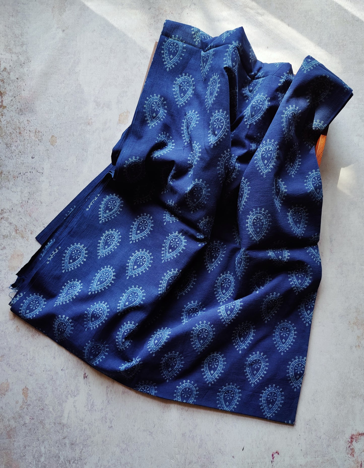 Akola Dabu Rain Drop Motif Hand Block Natural Dyed Pure Cotton Fabric Indigo