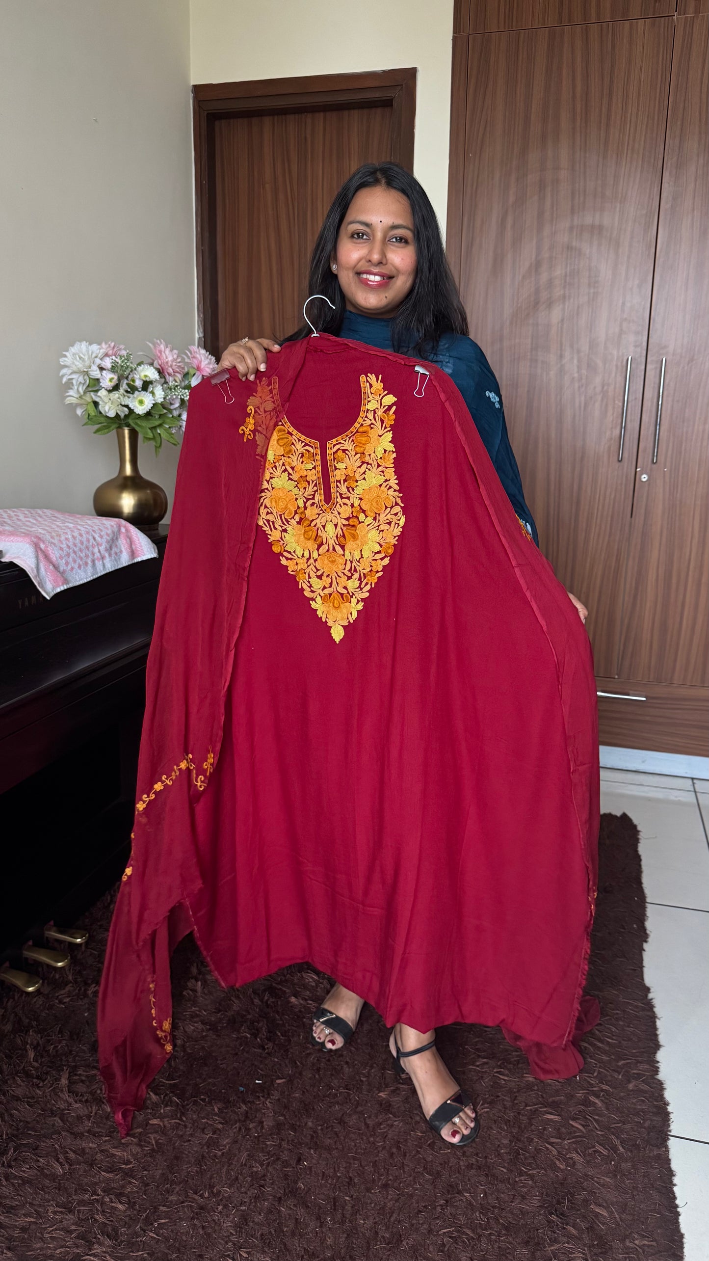 Deep Red Kashmiri Aari Embroidered 3pc Suit Set with Embroidered Muslin Dupatta