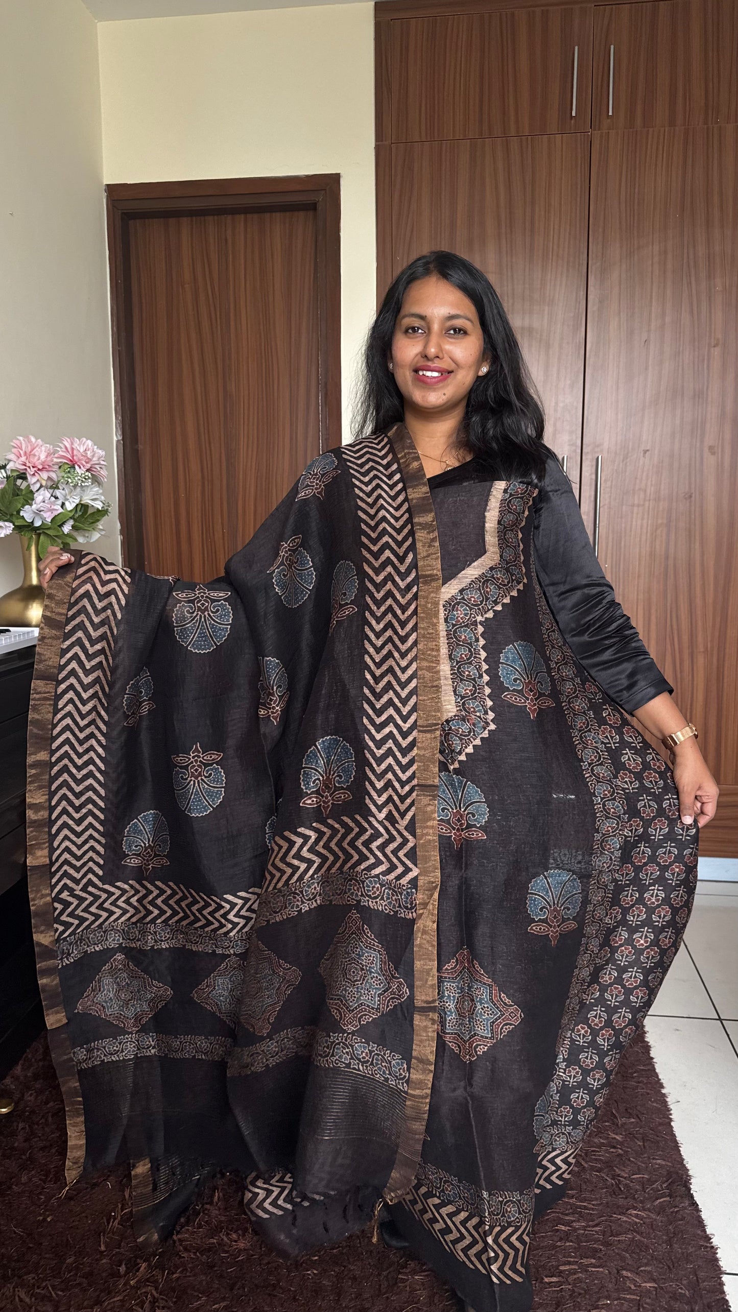 Black Floral Motif Yoke HandBlocked Ajrakh Silk Linen Suit-2 pc