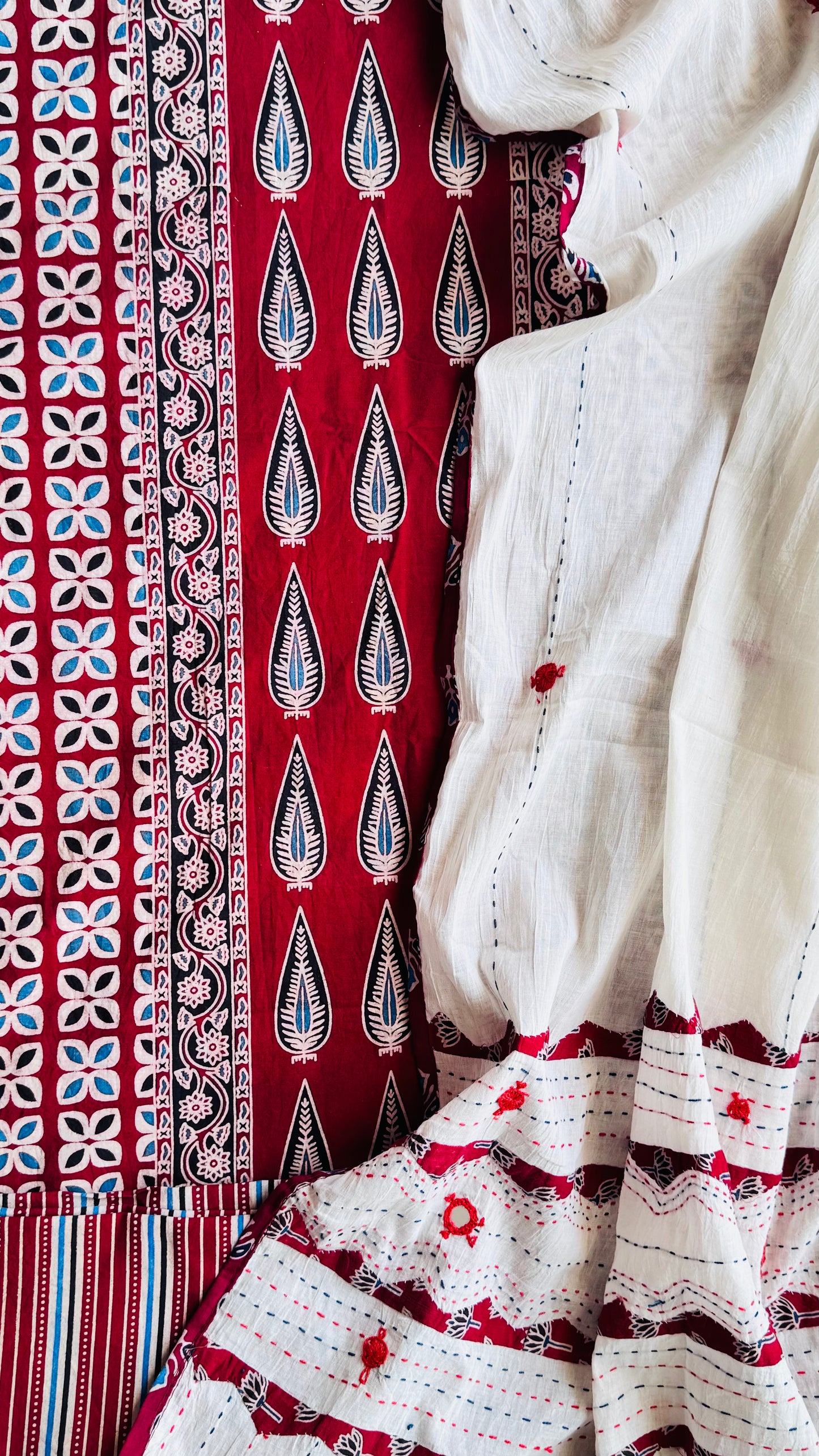 Offwhite and Red Asopallav Motif Unstitched Handloom Cotton Dress Material with Cotton Applique Mirror Work Dupatta