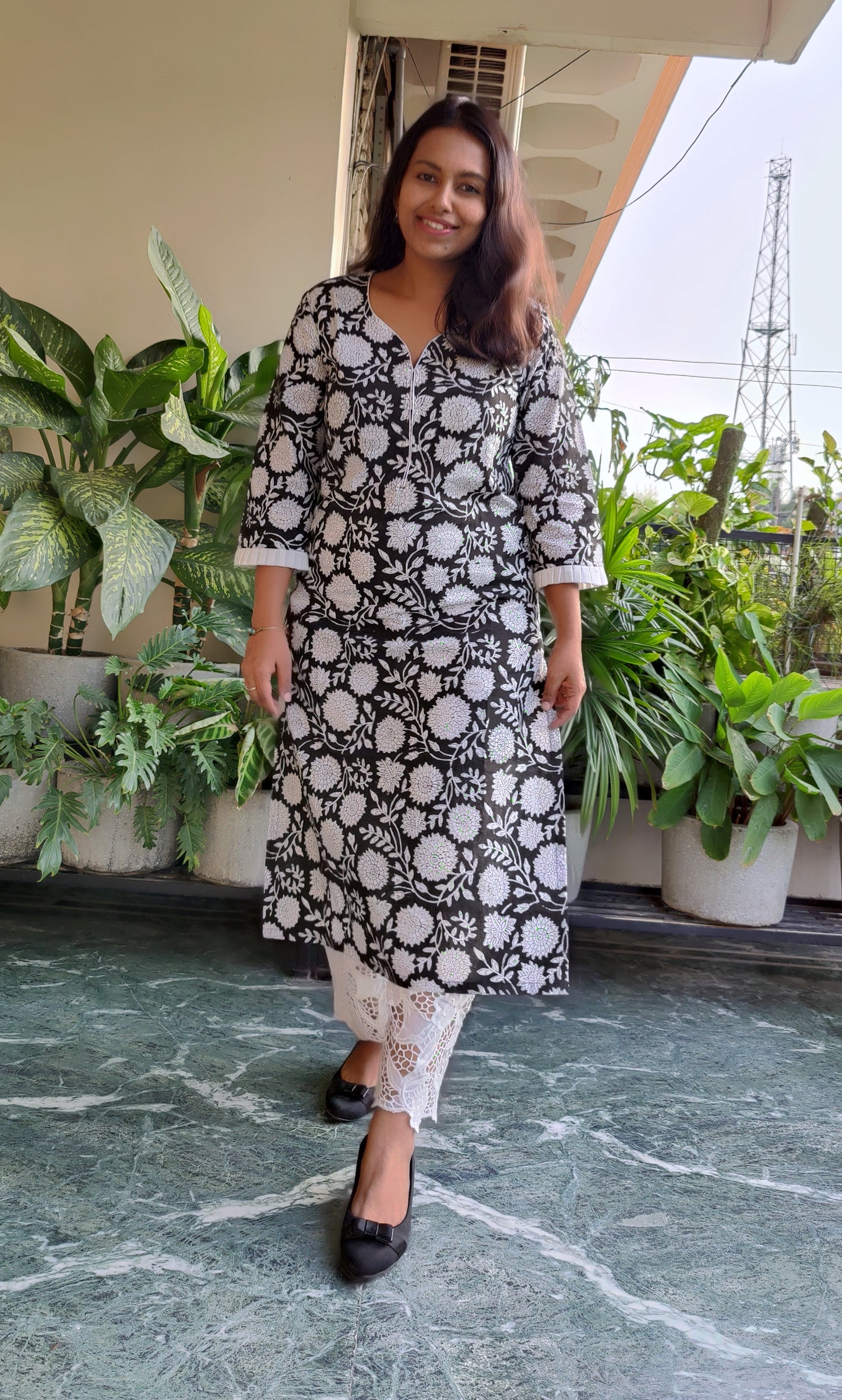 Black Flower Motif Cotton Sanganer Hand Block Print Kurta