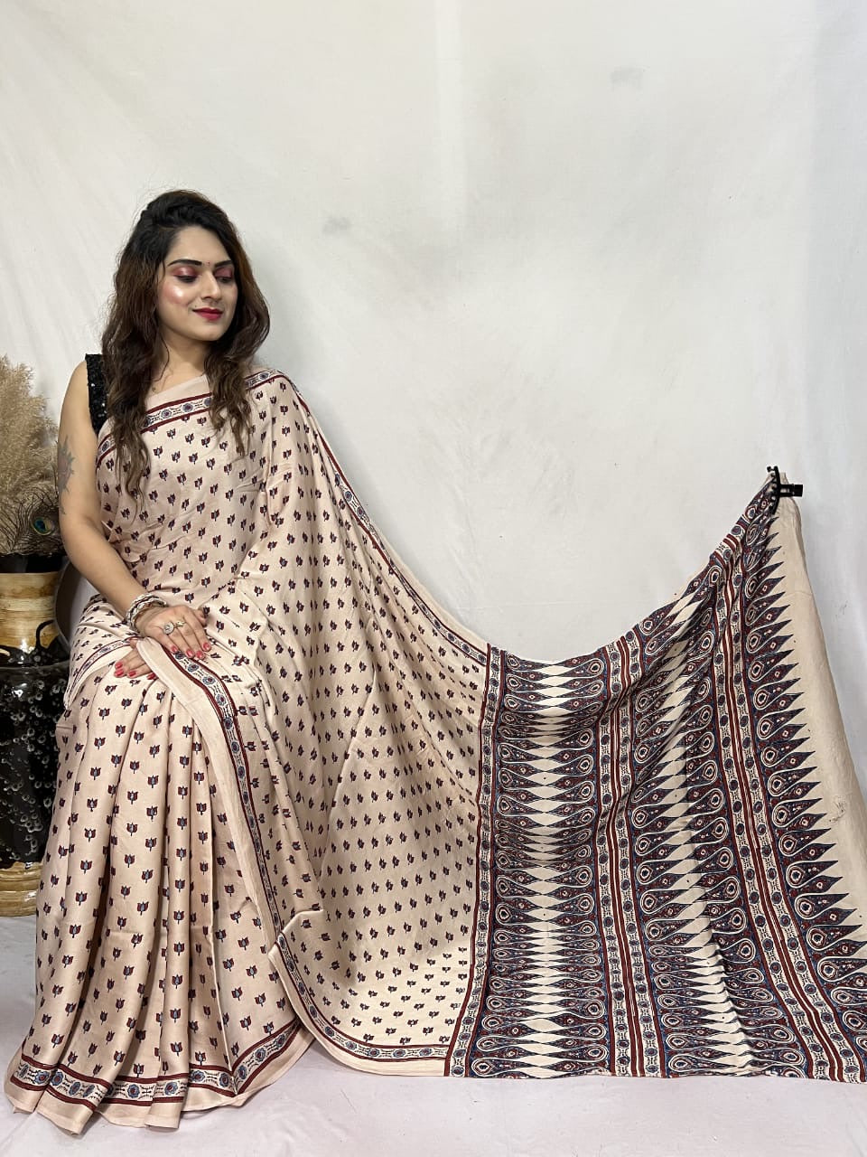 Off White Kamal Booti Ajrakh Hand Block Natural Dye Modal Silk Saree With Blouse