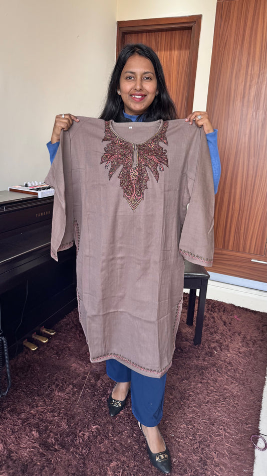 Pashmina Sozni Hand Embroidered Pure Marino Wool Kashmiri Pheran with Pockets and Hand Embroidered Sleeves (Size 50”)