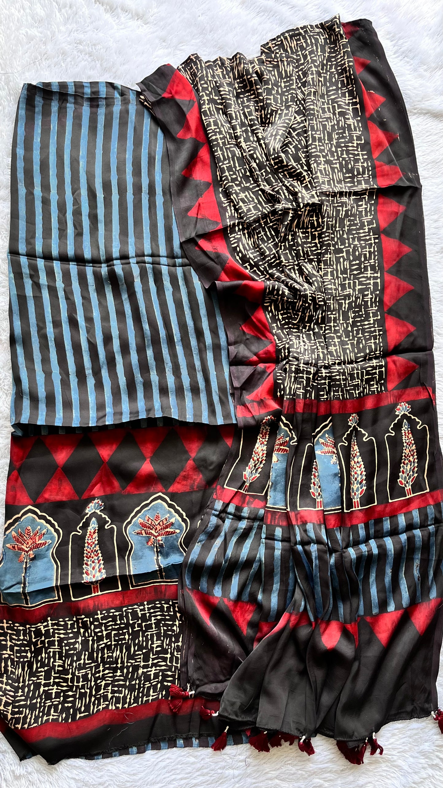 Blue Dhaari and Jahrokha Pure Modal Silk Suit Set with Modal Silk Dupatta
