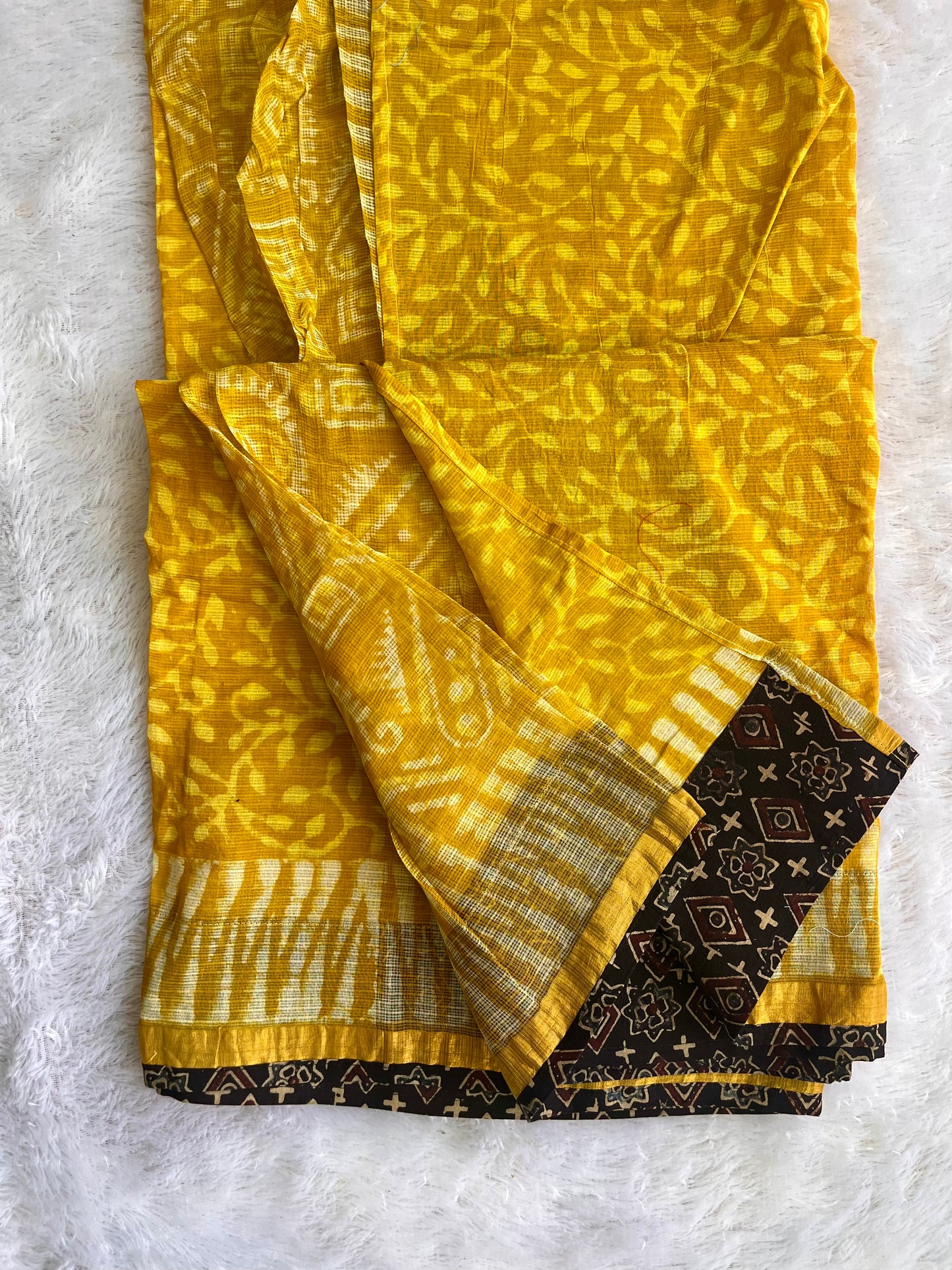 Peeli Abstarct Booti Handblock Printed Kota Saree with Ajrakh Patchwork Border