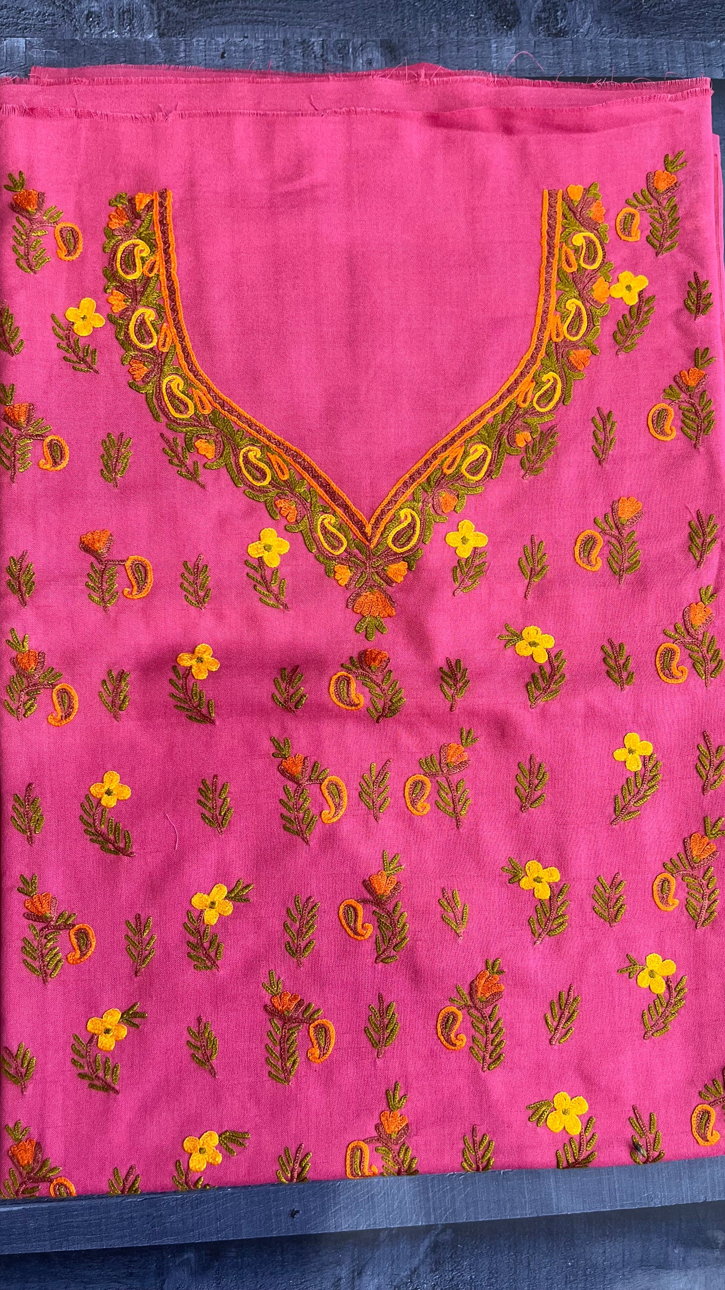 Pink with Green Thread work Pure Cotton Kashmiri Aari Embroidered Co Ord 2 pc Set