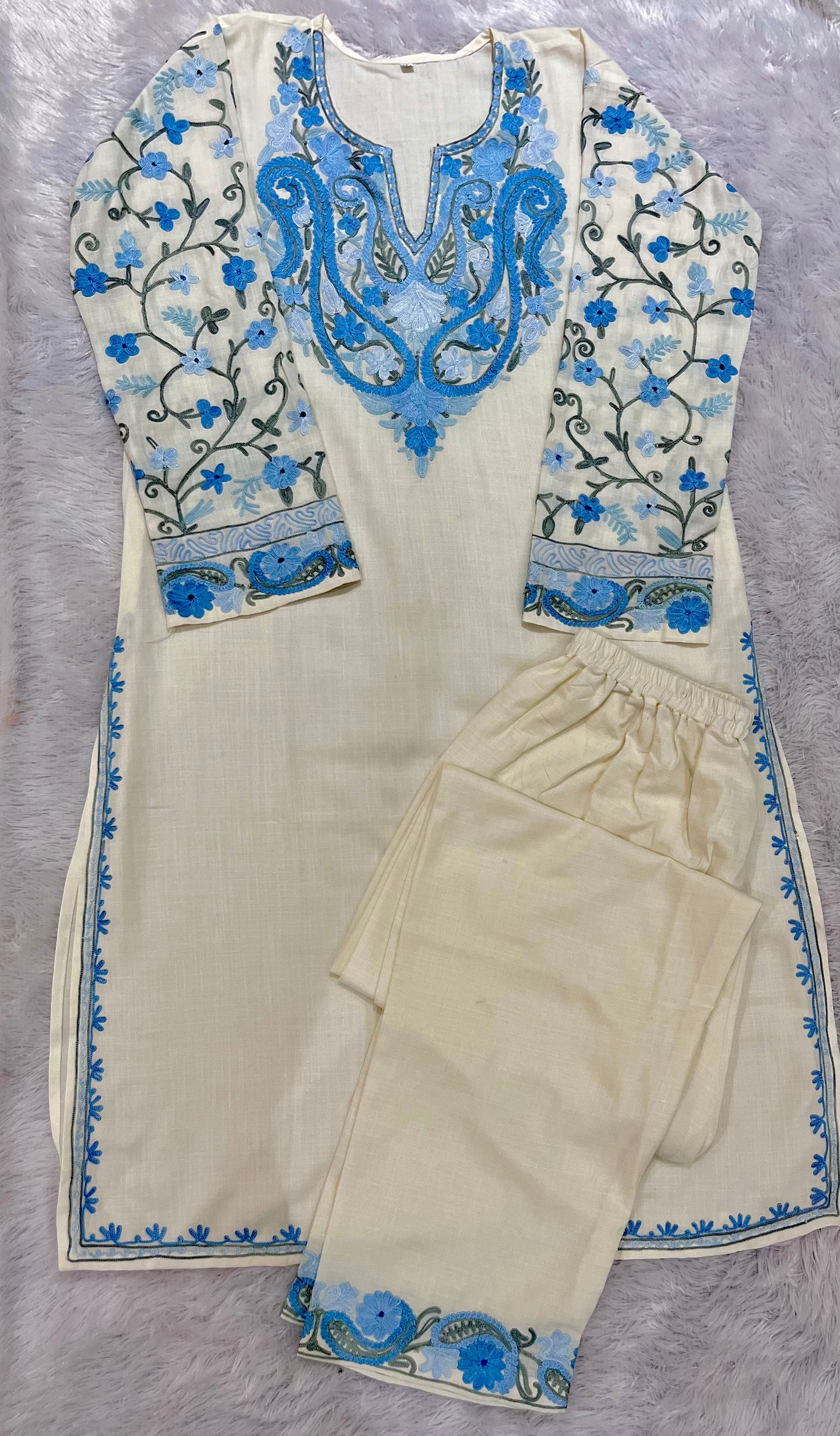 White Floral Threadwork Pure Cotton Kashmiri Embroidery Kurta and Pant Set ( Size 40, 42)