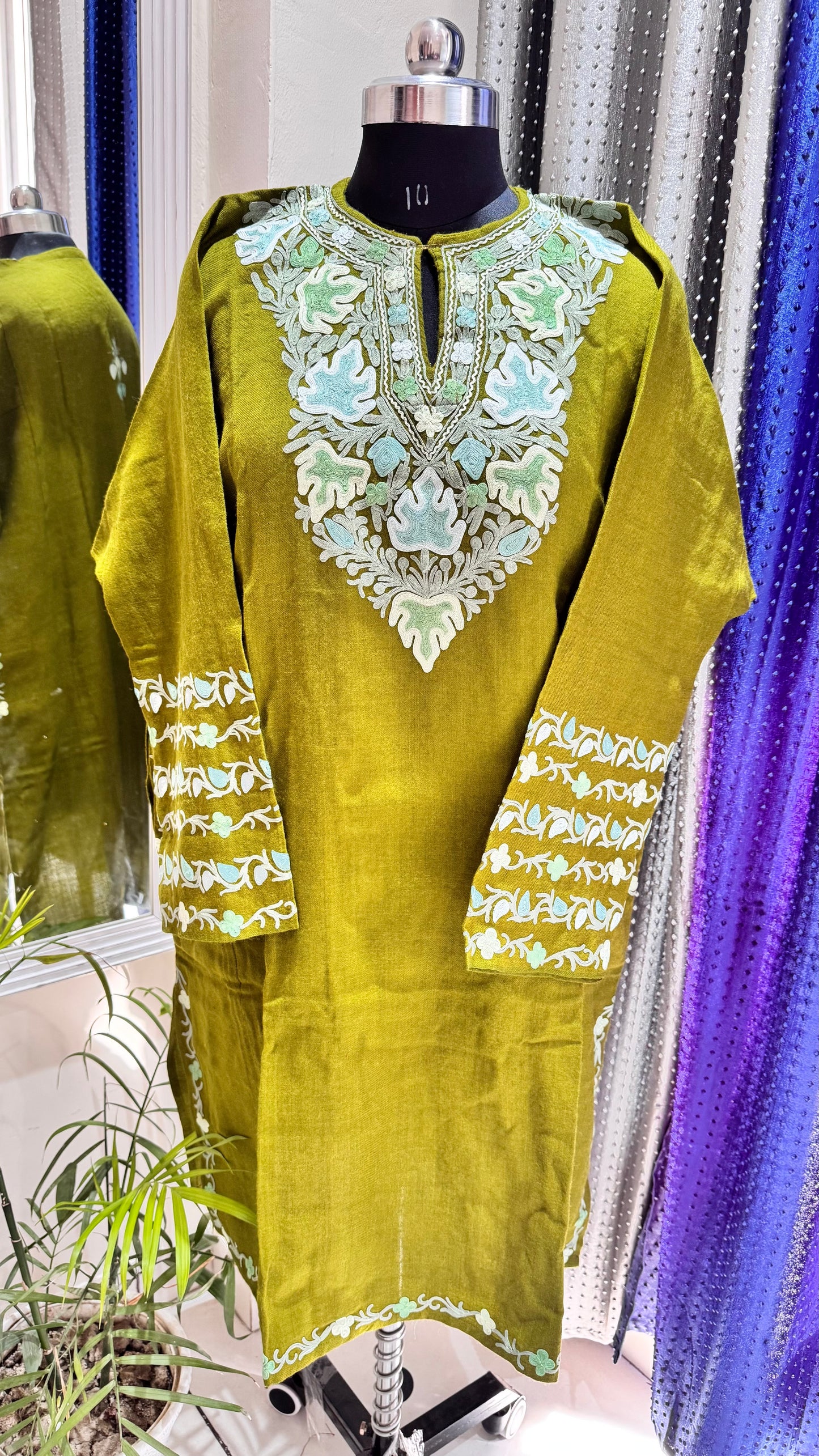 Mehendi Green Hand Embroidered Pure Marino Wool Kashmiri Pheran with Pockets and Hand Embroidered Sleeves (Size 56”)