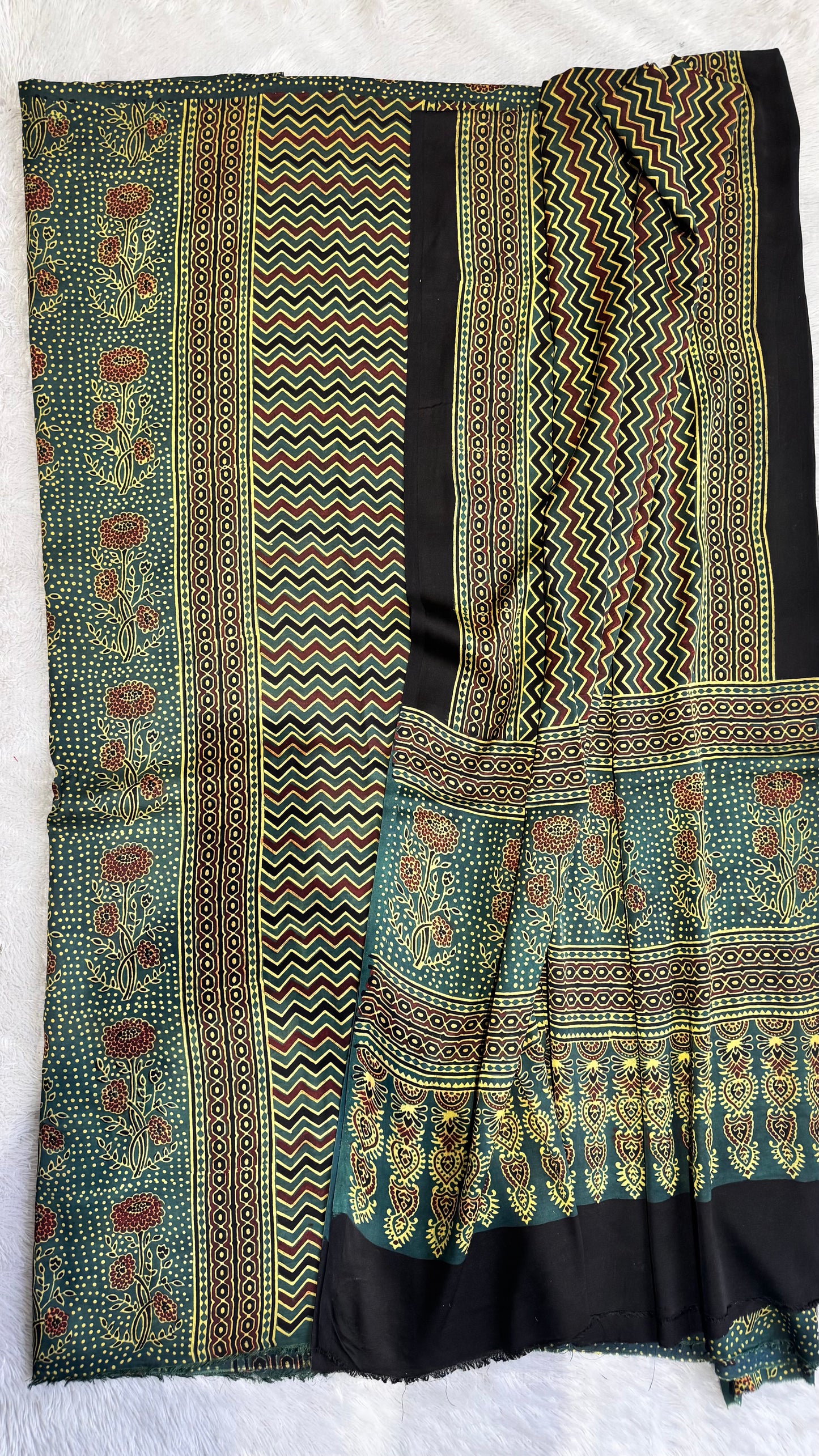 Gracious Green Dhaari and Boota Motif Modal Silk Ajrakh Natural Dyed Hand Block 2pc Suit Set