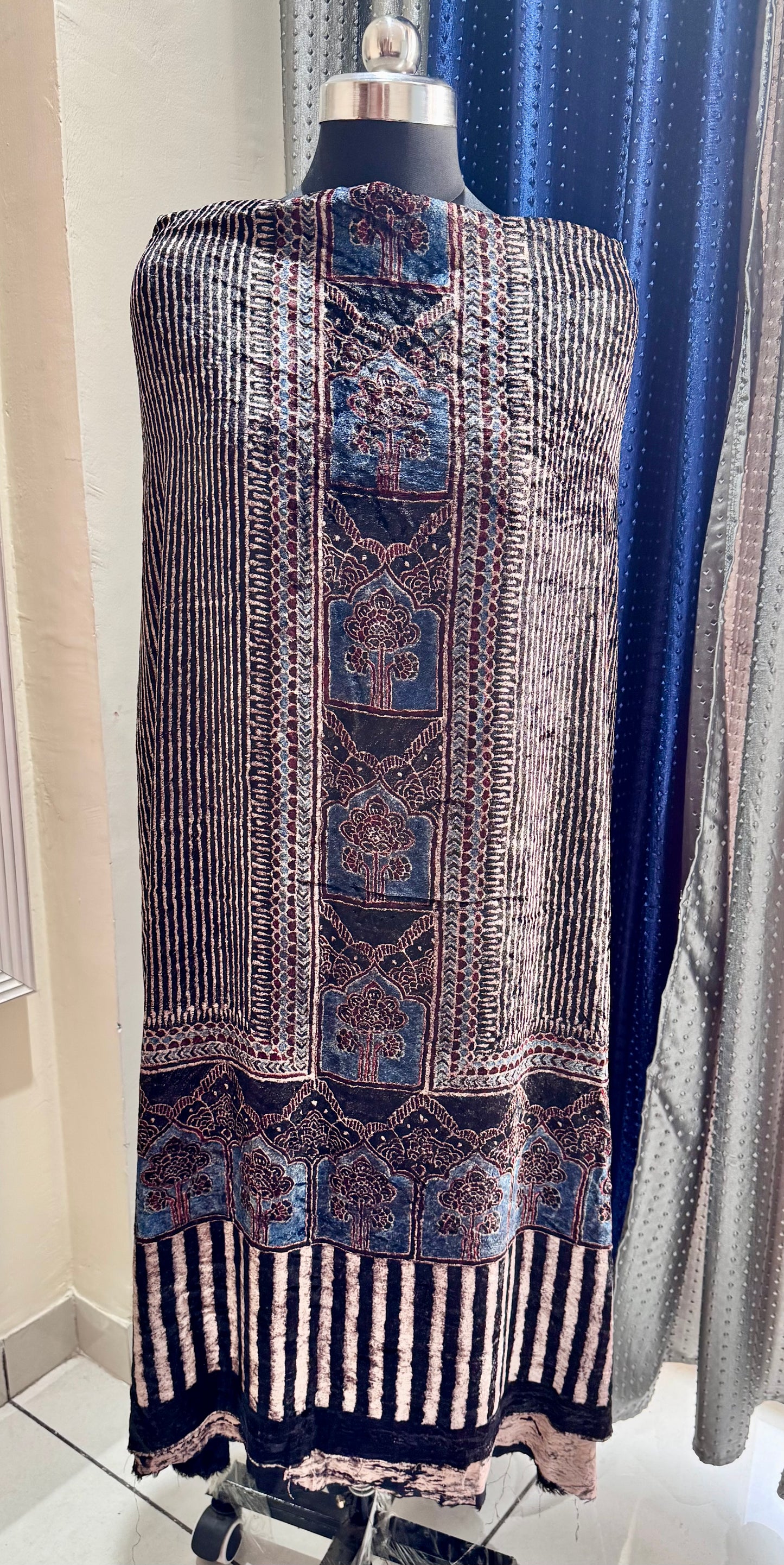 Black Stripes Buta Velvet Fabric Ajrakh Hand Block Print Designer Unstitched Fabric (Kurta Only)