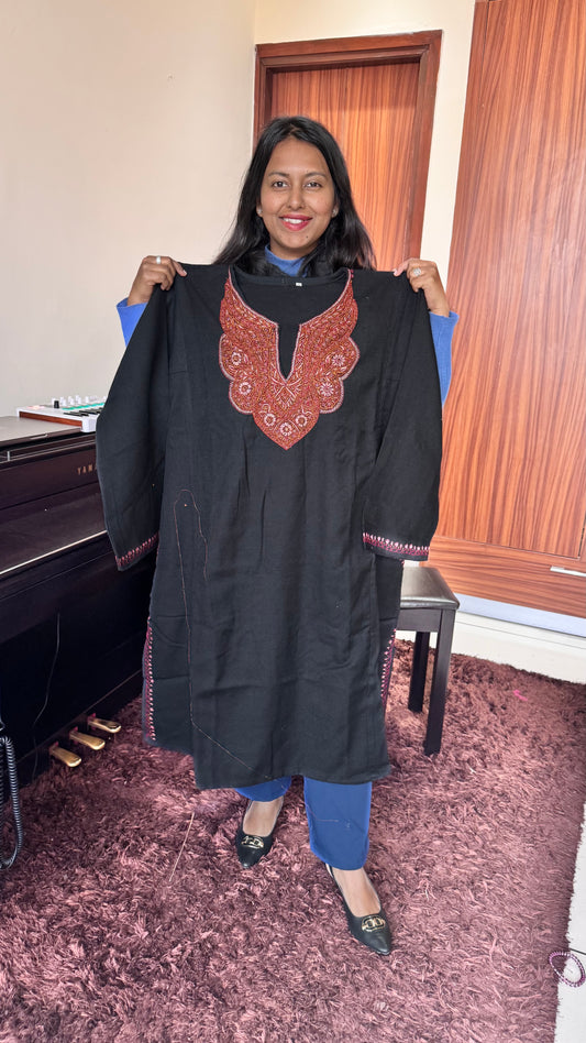 Black Shade Sozni Hand Embroidered Pure Marino Wool Kashmiri Pheran with Pockets and Hand Embroidered Sleeves (Size 56”)