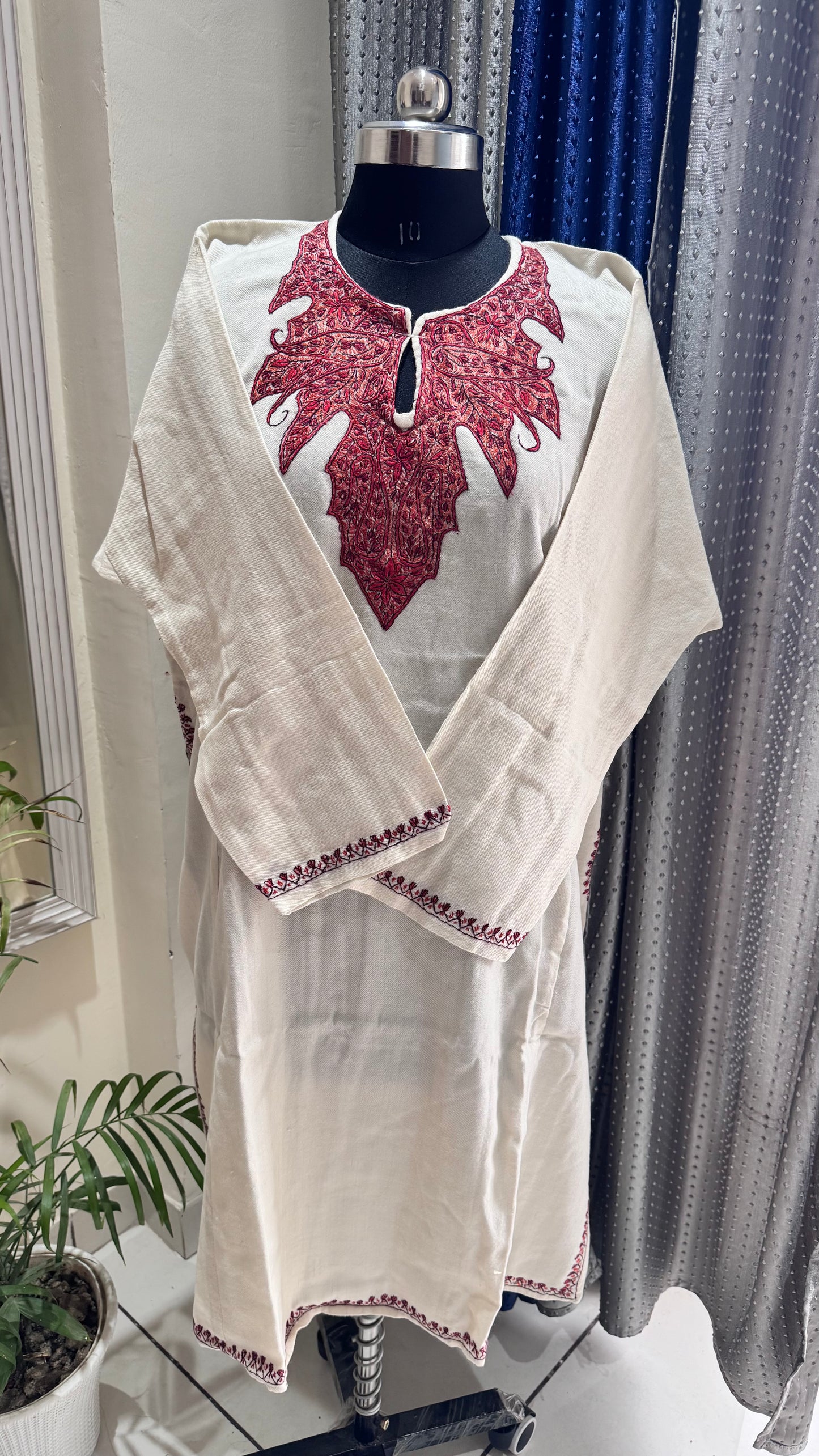 Off White Sozni Hand Embroidered Pure Marino Wool Kashmiri Pheran with Pockets and Hand Embroidered Sleeves (Size 56”)
