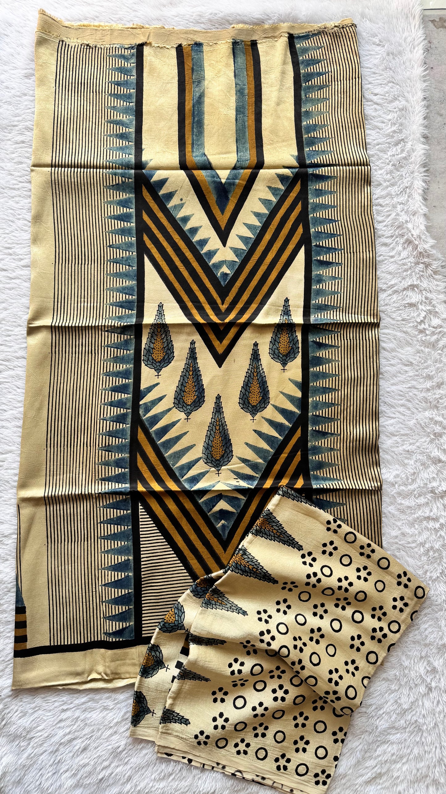 Off White Asopallav Motif Ajrakh Hand Block Print Mashru Silk 3 pc Suit Material with Modal Silk Dupatta