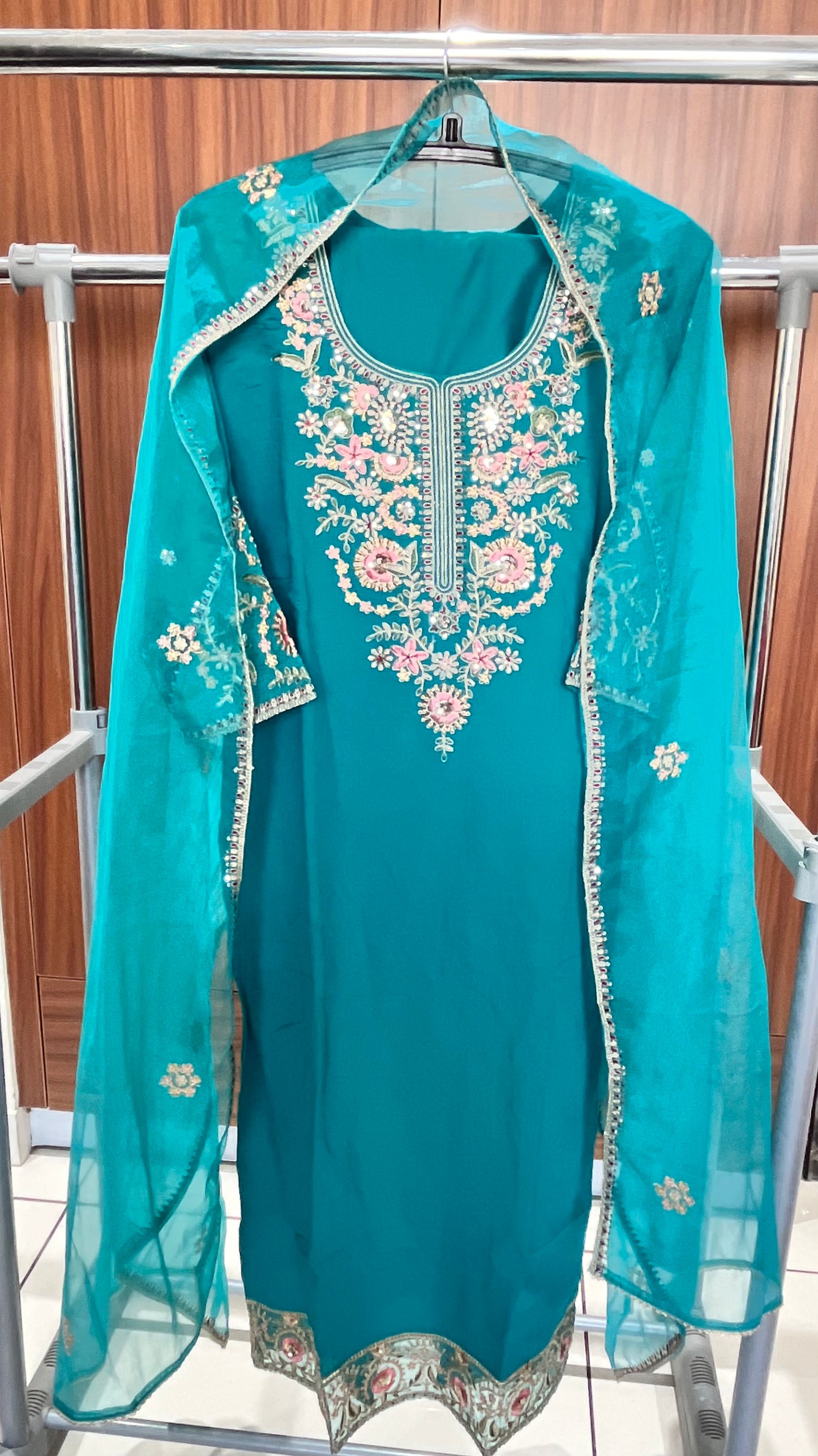 Teal Blue Pure Muslin Suit Set with Organza Dupatta and Organza Sleeve Details