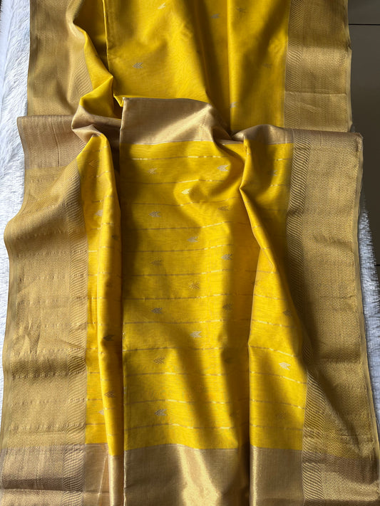 Golden Yellow Maheshwari Silk Saree with Gold Zari Pallu