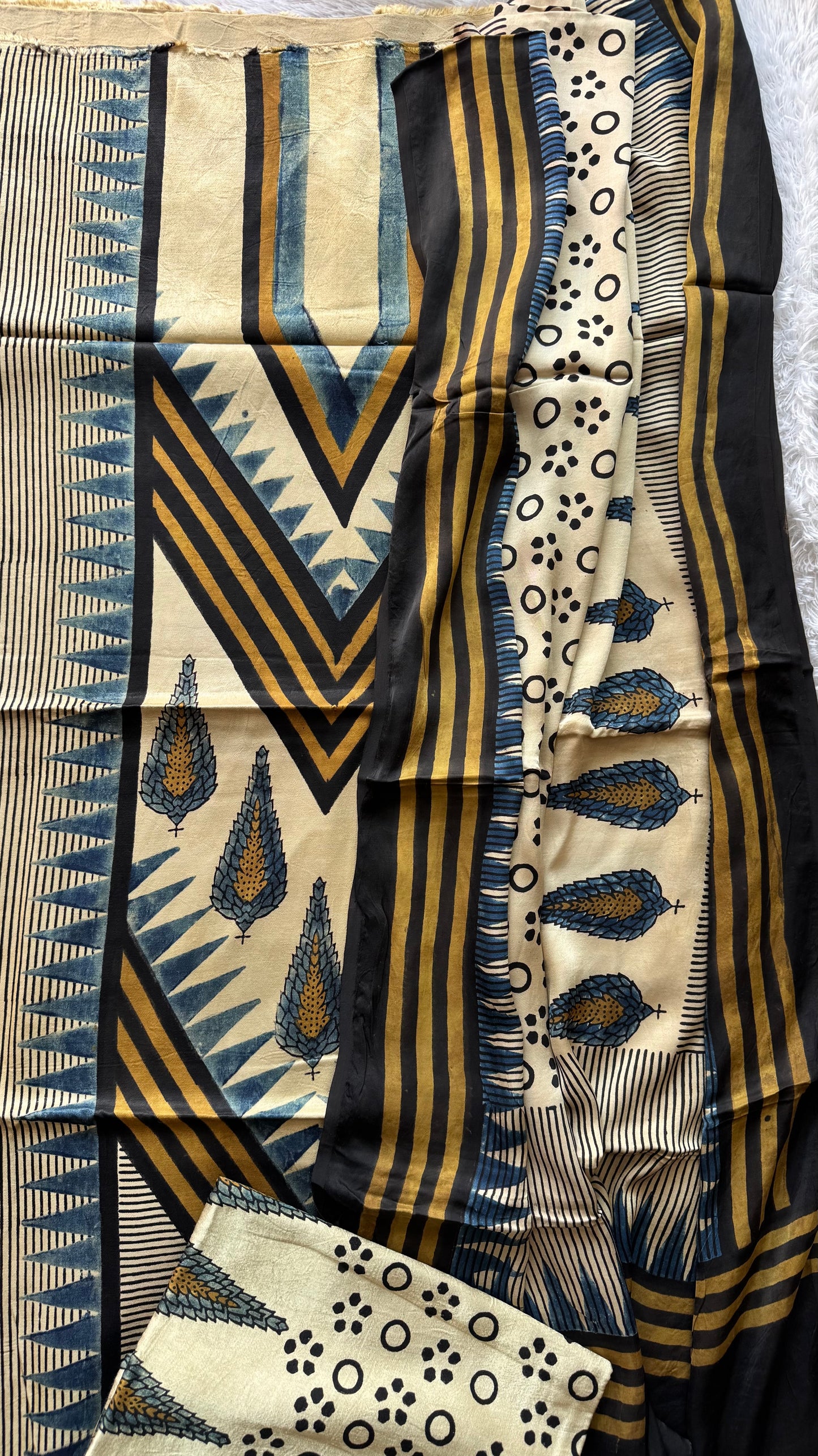 Off White Asopallav Motif Ajrakh Hand Block Print Mashru Silk 3 pc Suit Material with Modal Silk Dupatta