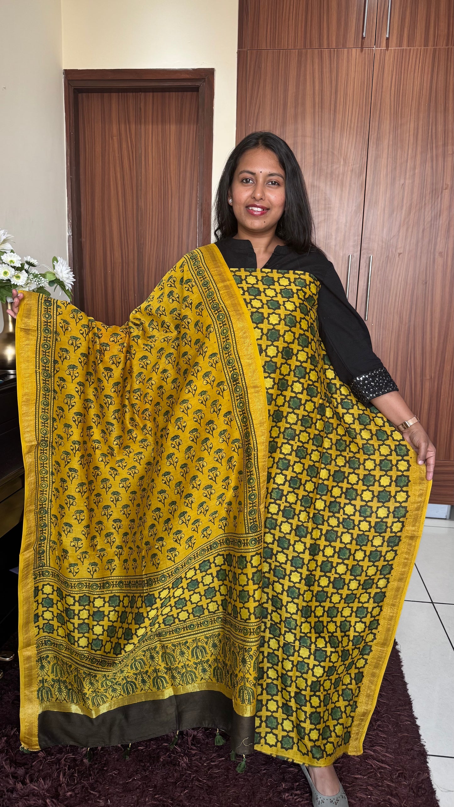Yellow HoneyComb Floral Motif Hand Block Ajrakh Printed Maheshwari Silk Cotton 2 Piece Suit Set (Copy)