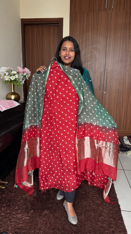 Red Shade Shade Mul Chanderi Bandhej Kurta Dupatta with Matching Bottom
