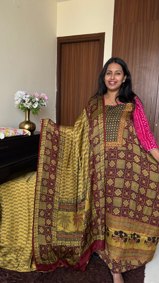 Mustard Shade Square Diamond Motif Bagh Handblock Modal Silk Suit Set - 3 Piece
