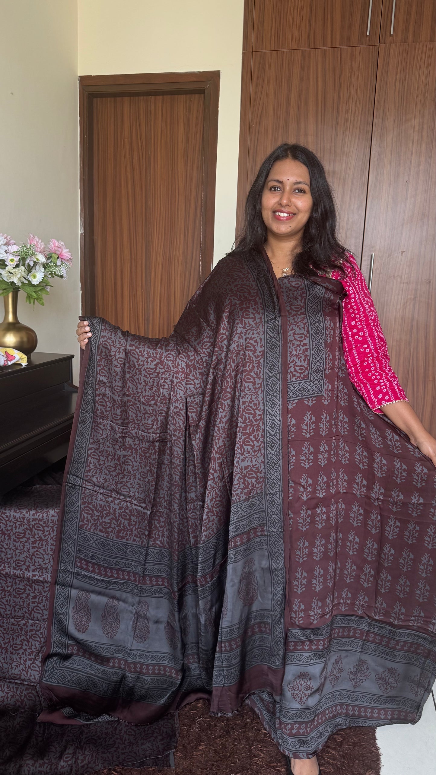Charcoal Red Flower Jaal Motif Bagh Handblock Modal Silk Suit Set - 3 Piece