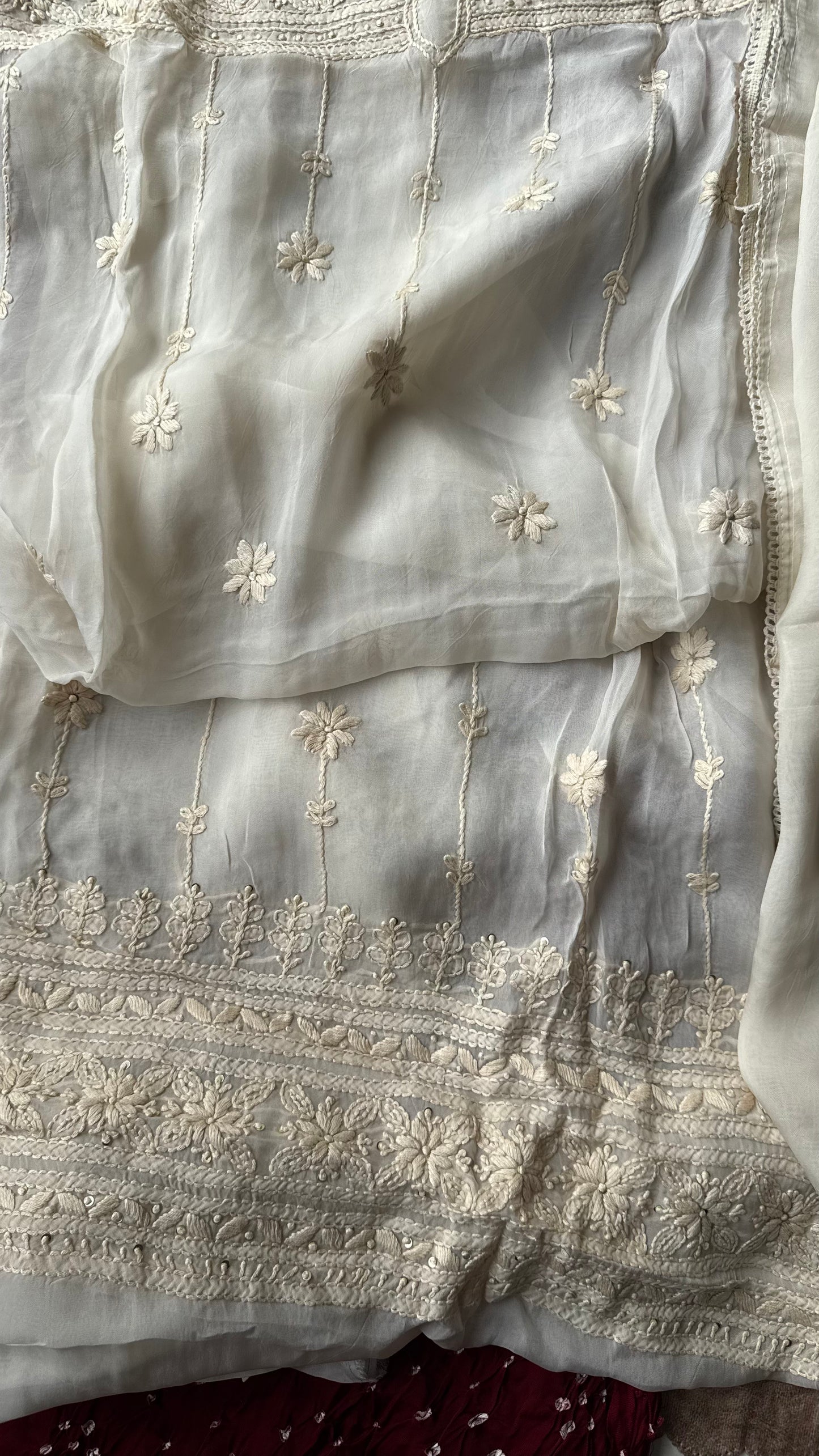 Offwhite Crepe Suit Set with Chinon Chiffon Dupatta and Threadwork-3Pc