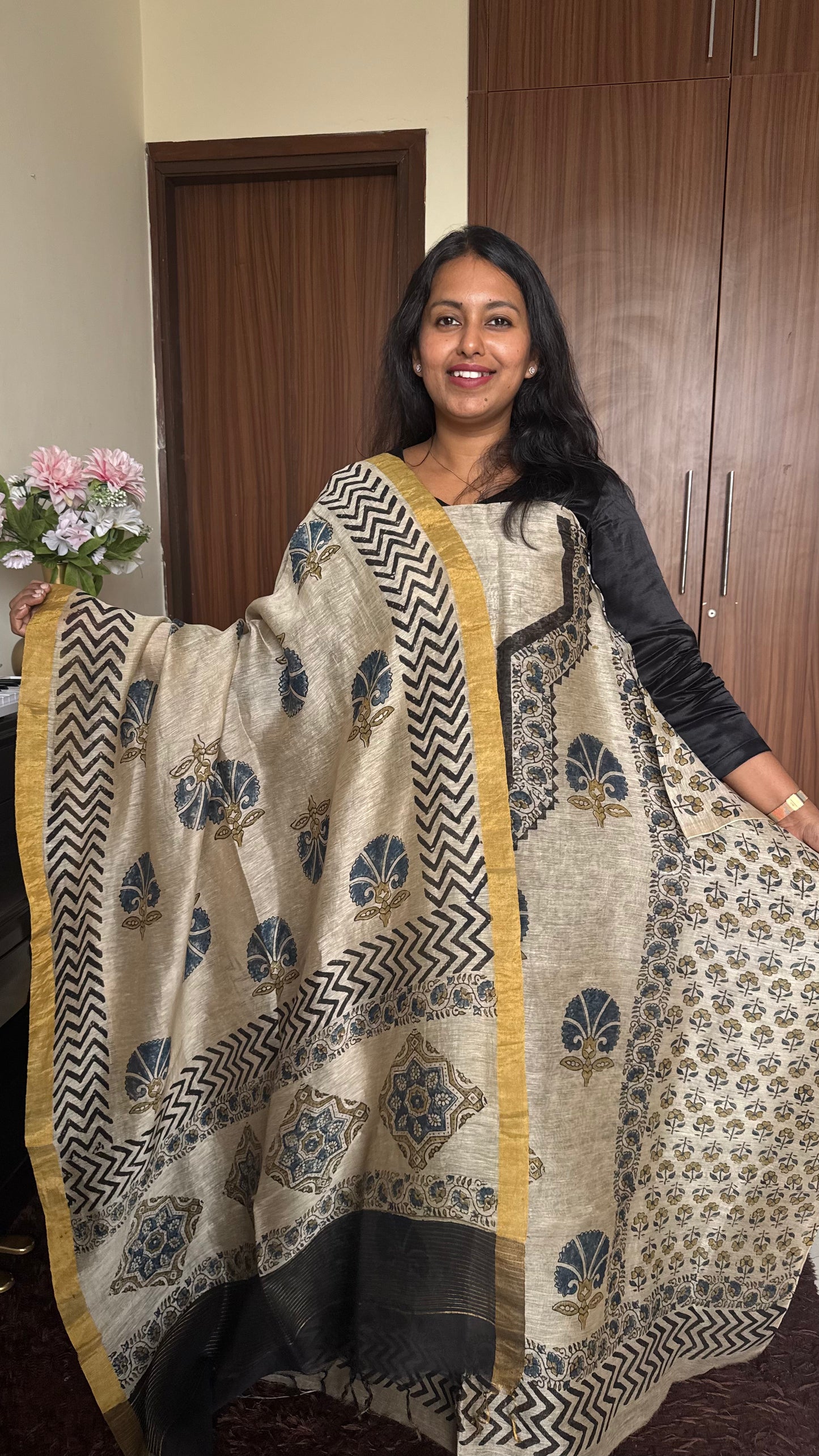 OffWhite Floral Motif Yoke HandBlocked Ajrakh Silk Linen Suit-2 pc