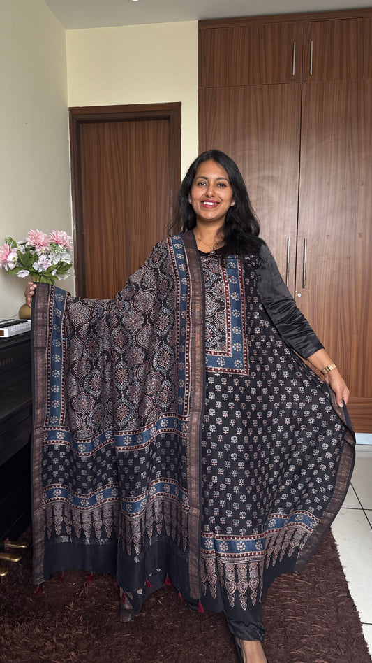 Black Kamal Buta Yoke Ajrakh HandBlocked Maheshwari Silk Cotton Suit 2 Pc
