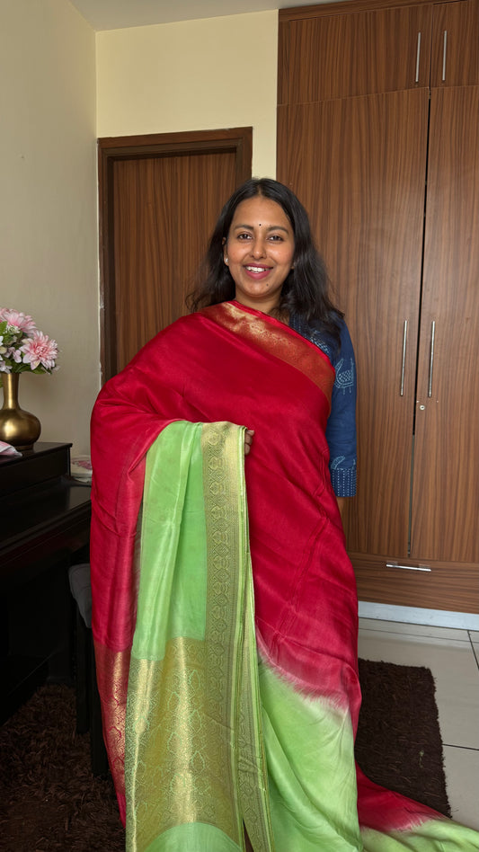 Red & Green Dual Shade Dola Silk Saree with Zari Border and Pallu (With Blouse)