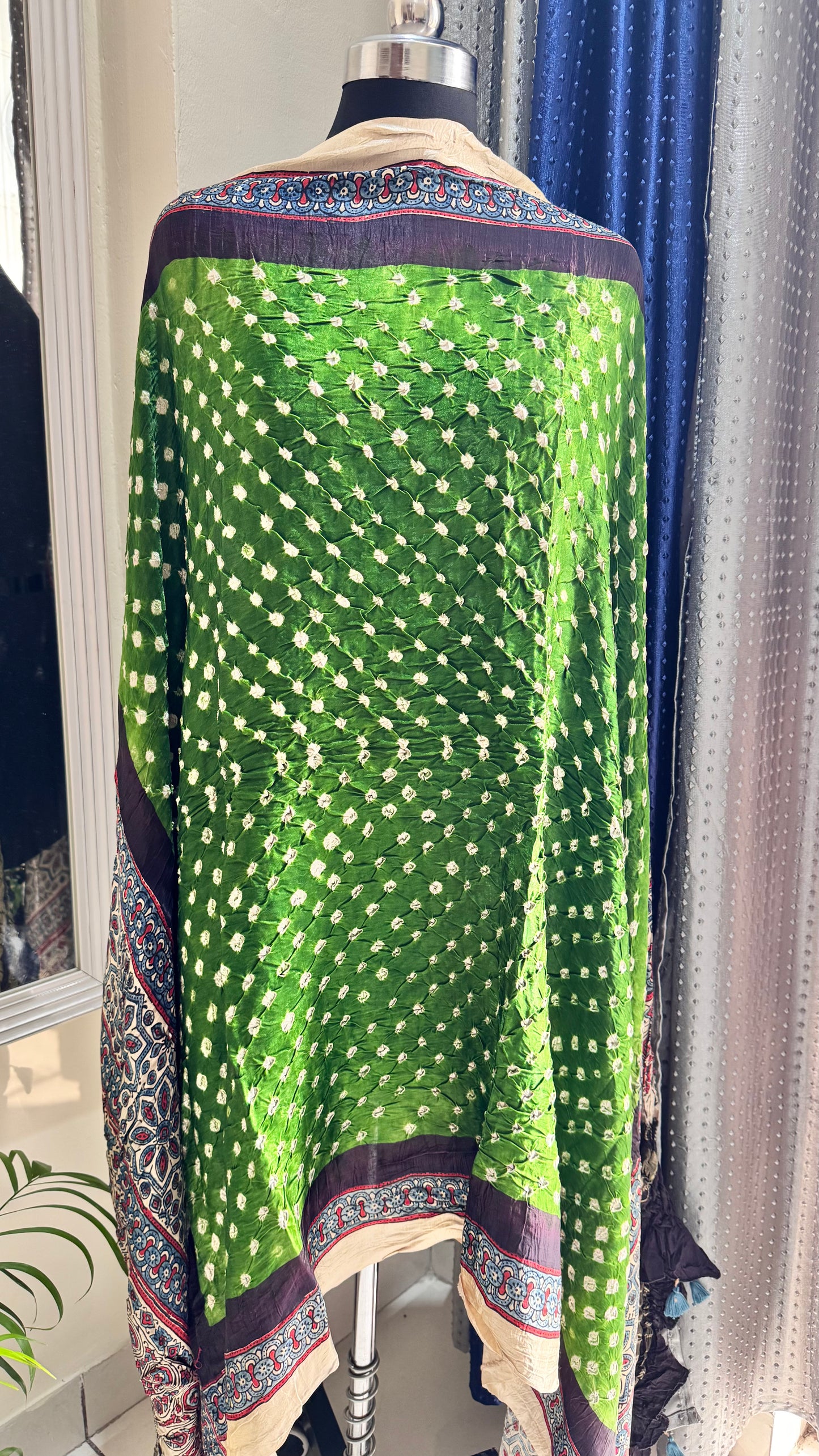 Kacchi Kairi Green Multi Dotted Modal Silk Bandhani Ajrakh Lagdi Patti Dupatta
