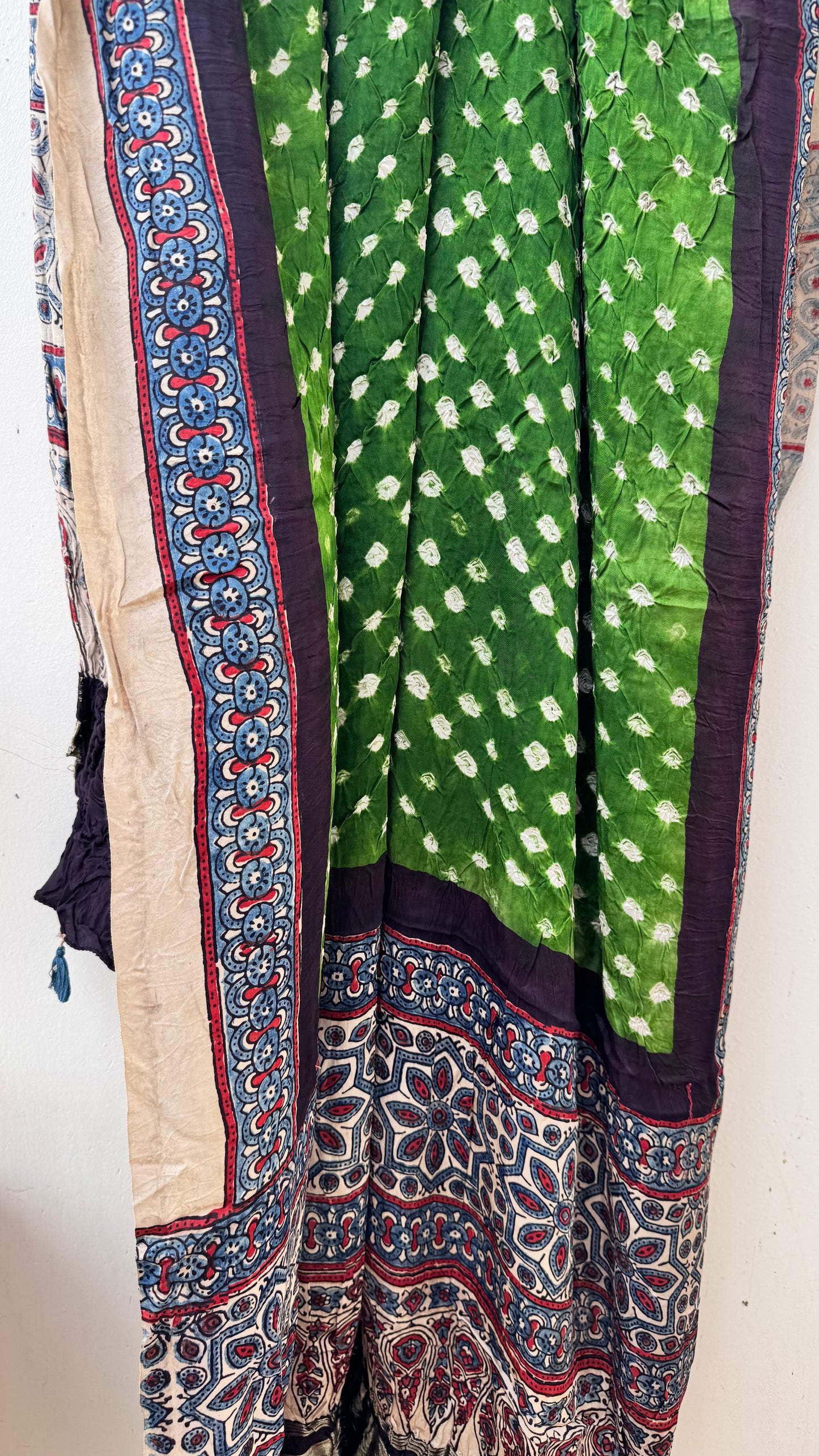 Kacchi Kairi Green Multi Dotted Modal Silk Bandhani Ajrakh Lagdi Patti Dupatta