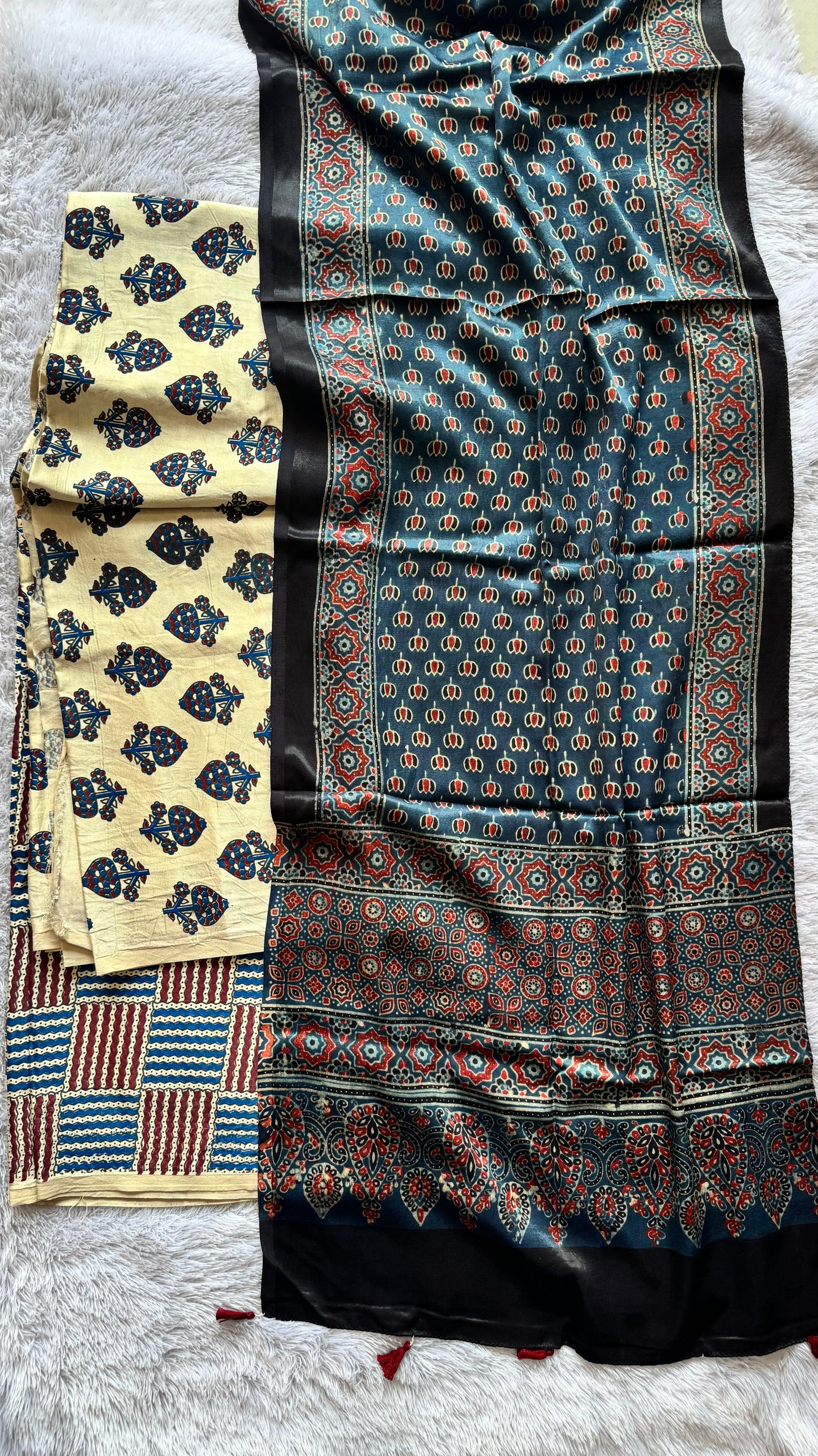 Offwhite Flower Motif Mashru 3 pc Suit Set with Ajrakh Mashru Tasseled Silk Stole
