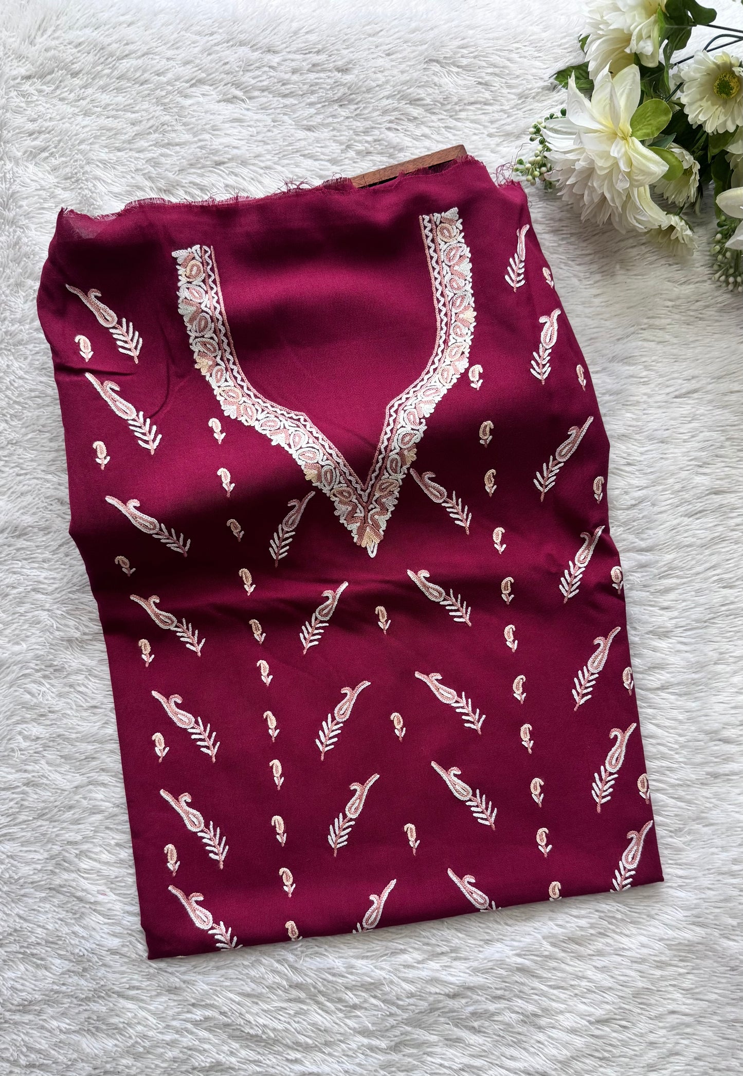 Magenta Small Booti Thread work Pure Cotton Kashmiri Aari Embroidered Co Ord 2 pc Set