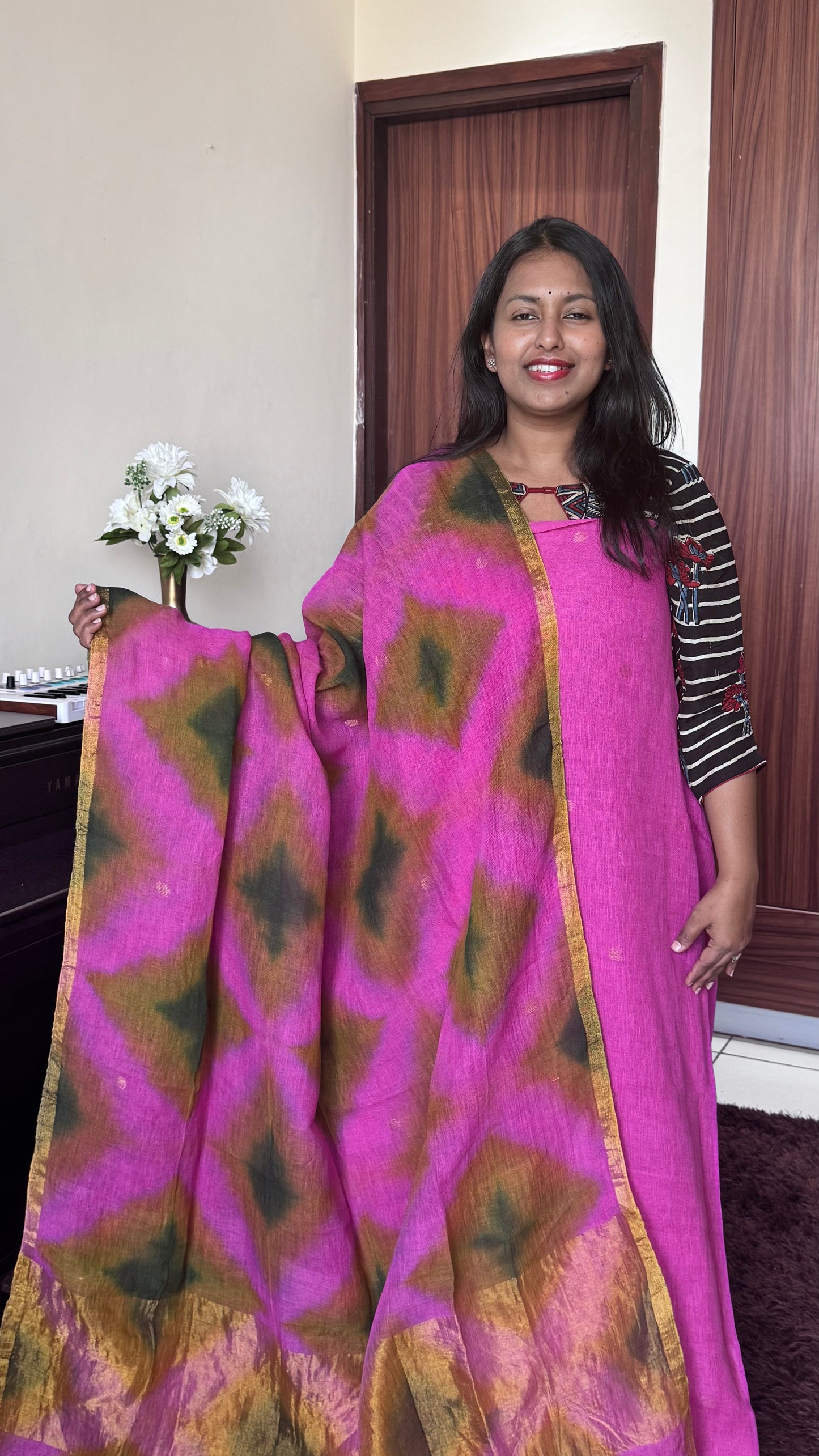 Dark Pink Pure Jayshree Linen 2 Piece Suit with Margenta Purple Clamp Tye-Dye Dupatta