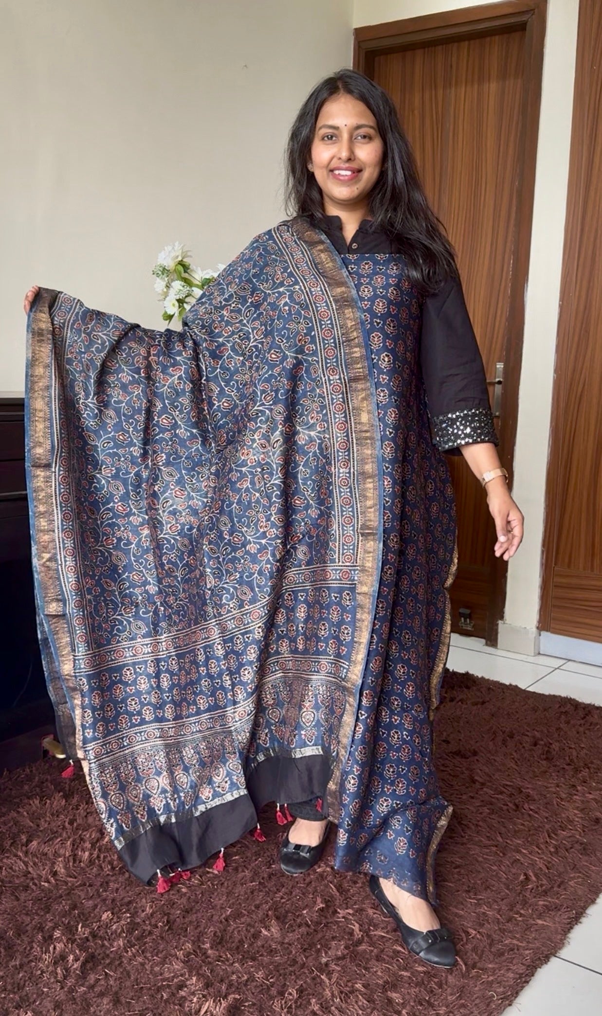 Blue Floral Bel Jaal Motif Hand Block Ajrakh Printed Maheshwari Silk Cotton 2 Piece Suit set
