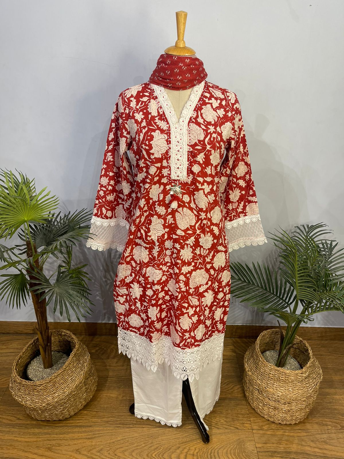 Red Handblock Print Pakistani Style Suit Set with Cotton Dupatta