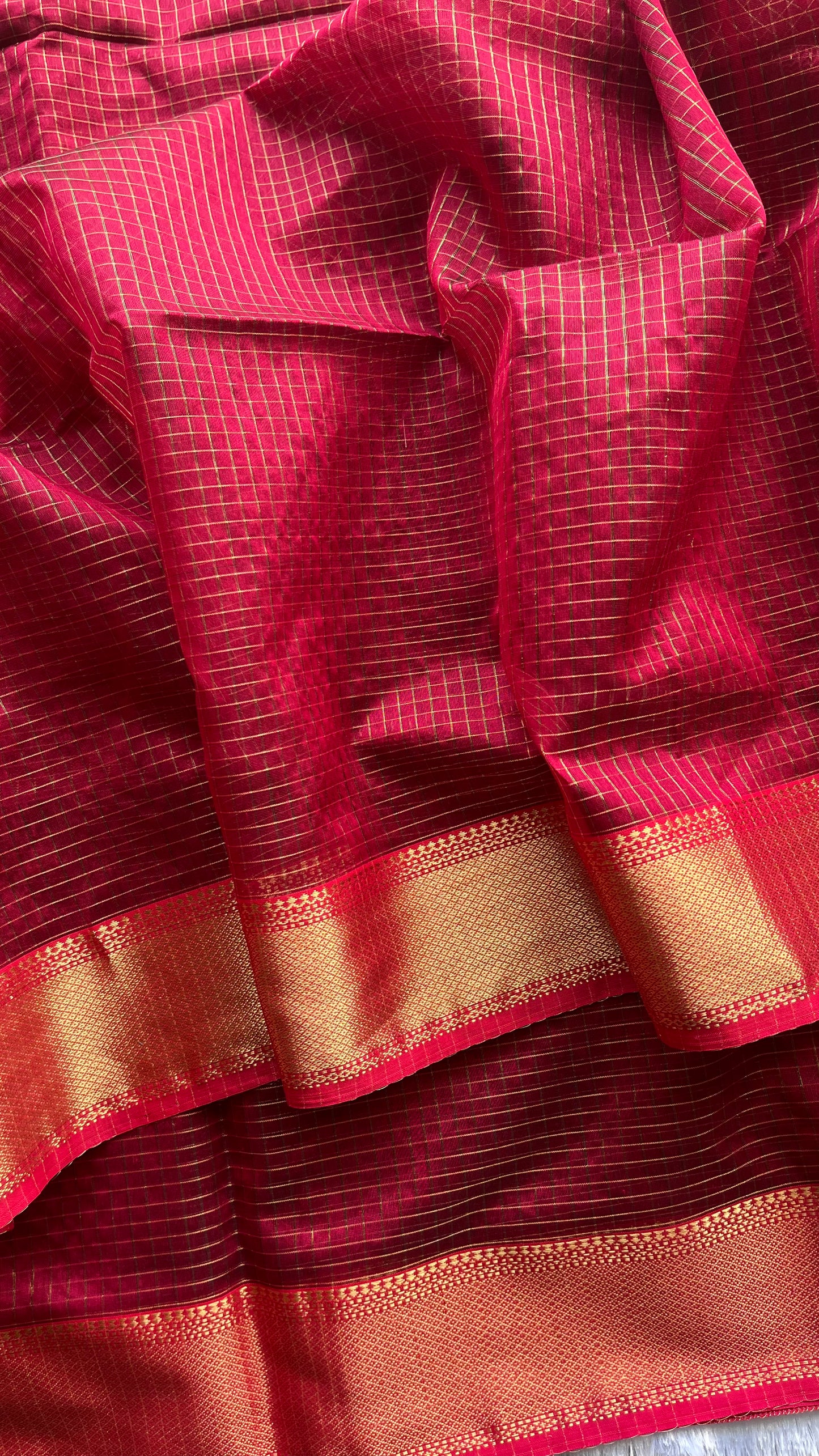 Ruby Pink with Gold Zari Border Maheshwari Silk Saree