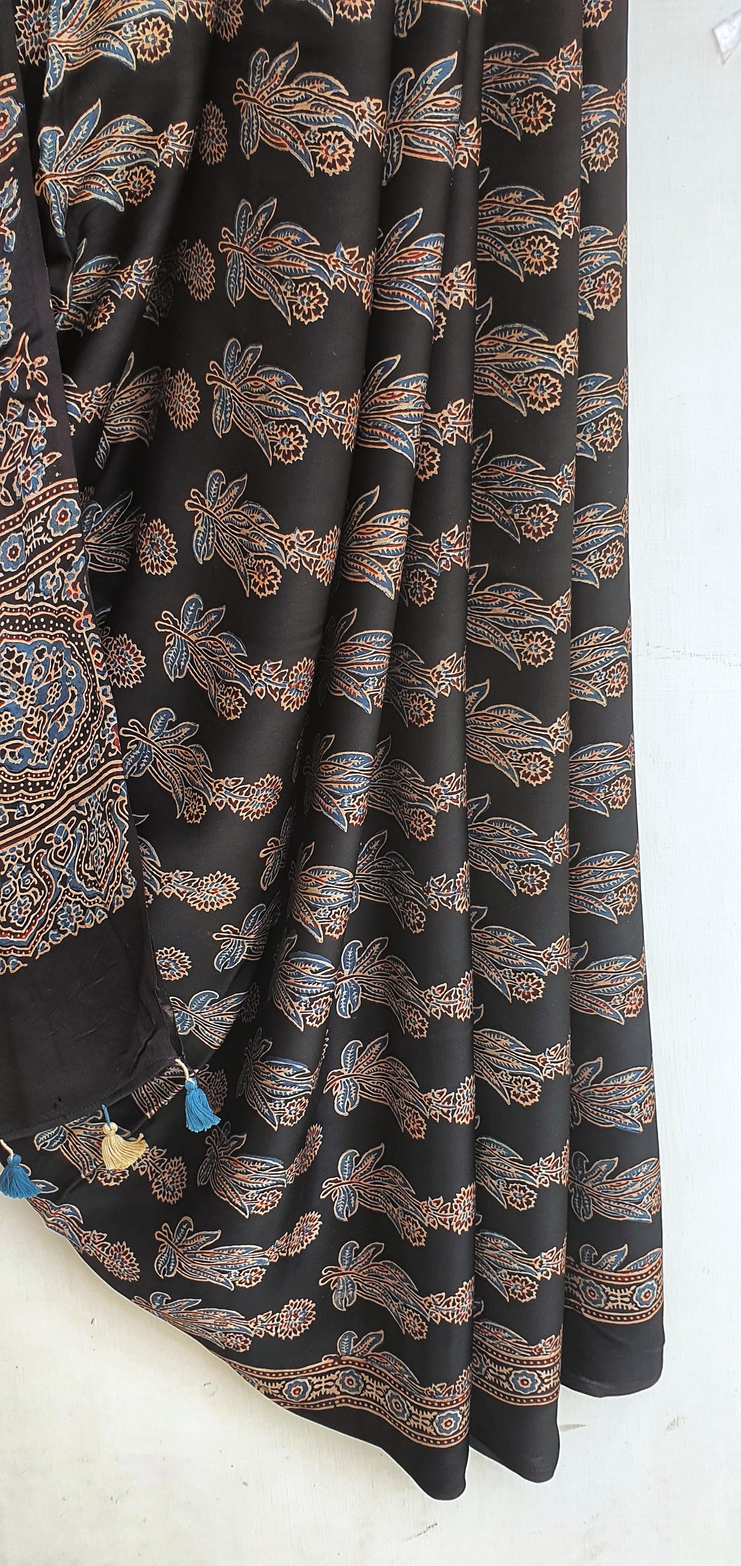 Black Piasley Motif Ajrakh Hand Block Natural Dye Modal Silk Saree With Blouse