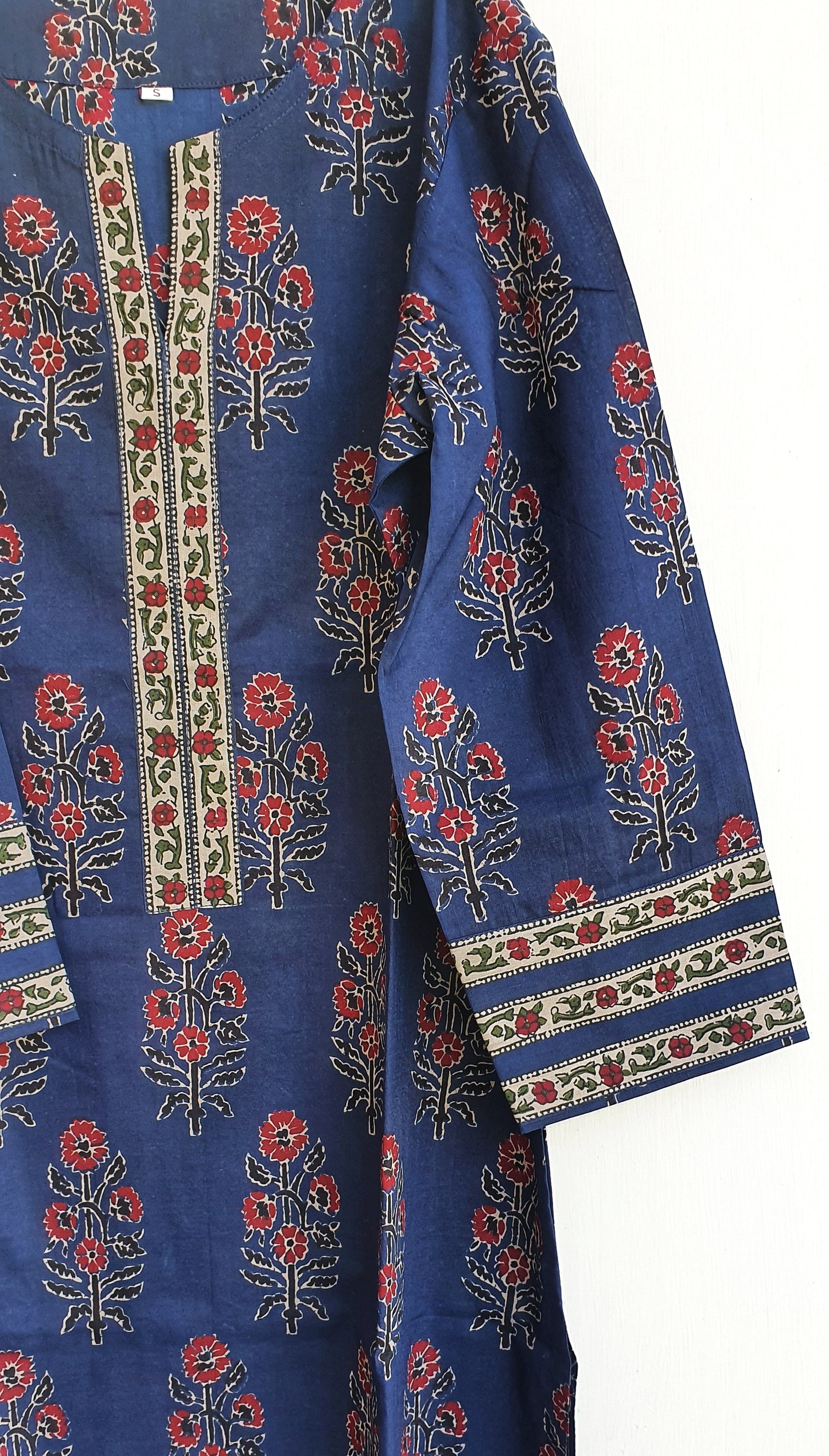 Navy Blue Flower Motif Ajrakh Print Cotton Kurta Pant Set