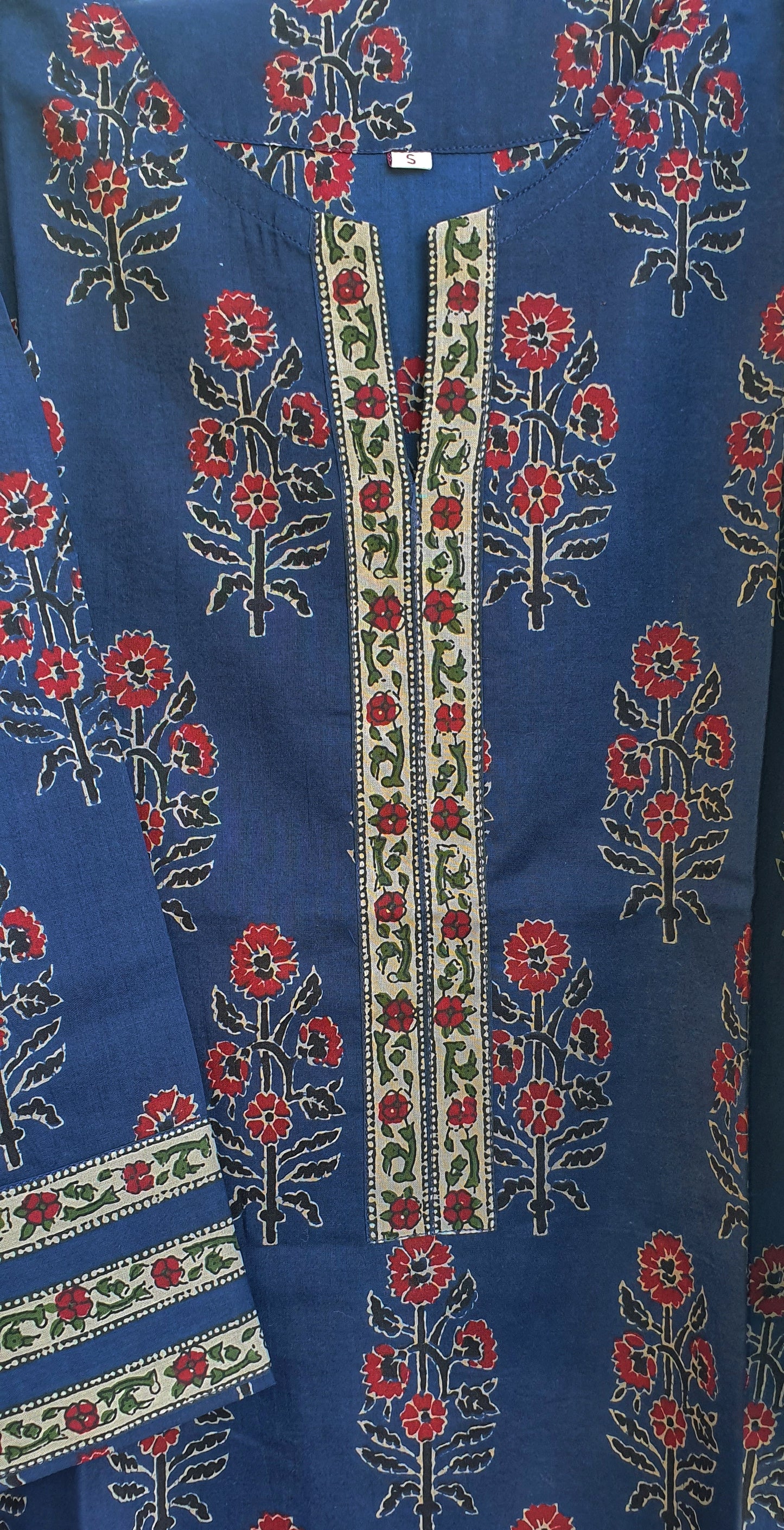 Navy Blue Flower Motif Ajrakh Print Cotton Kurta Pant Set