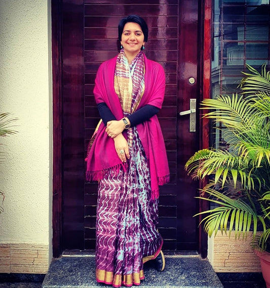 Aubergine Colour Tie and Dye Linen Saree with Golden Zari and Tassels