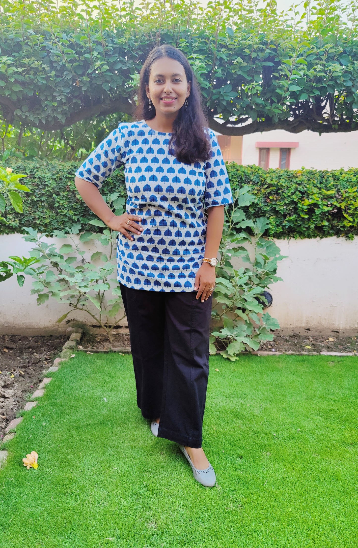 Indigo Leaf Motif Pure Cotton Half Sleeve Short Kurti