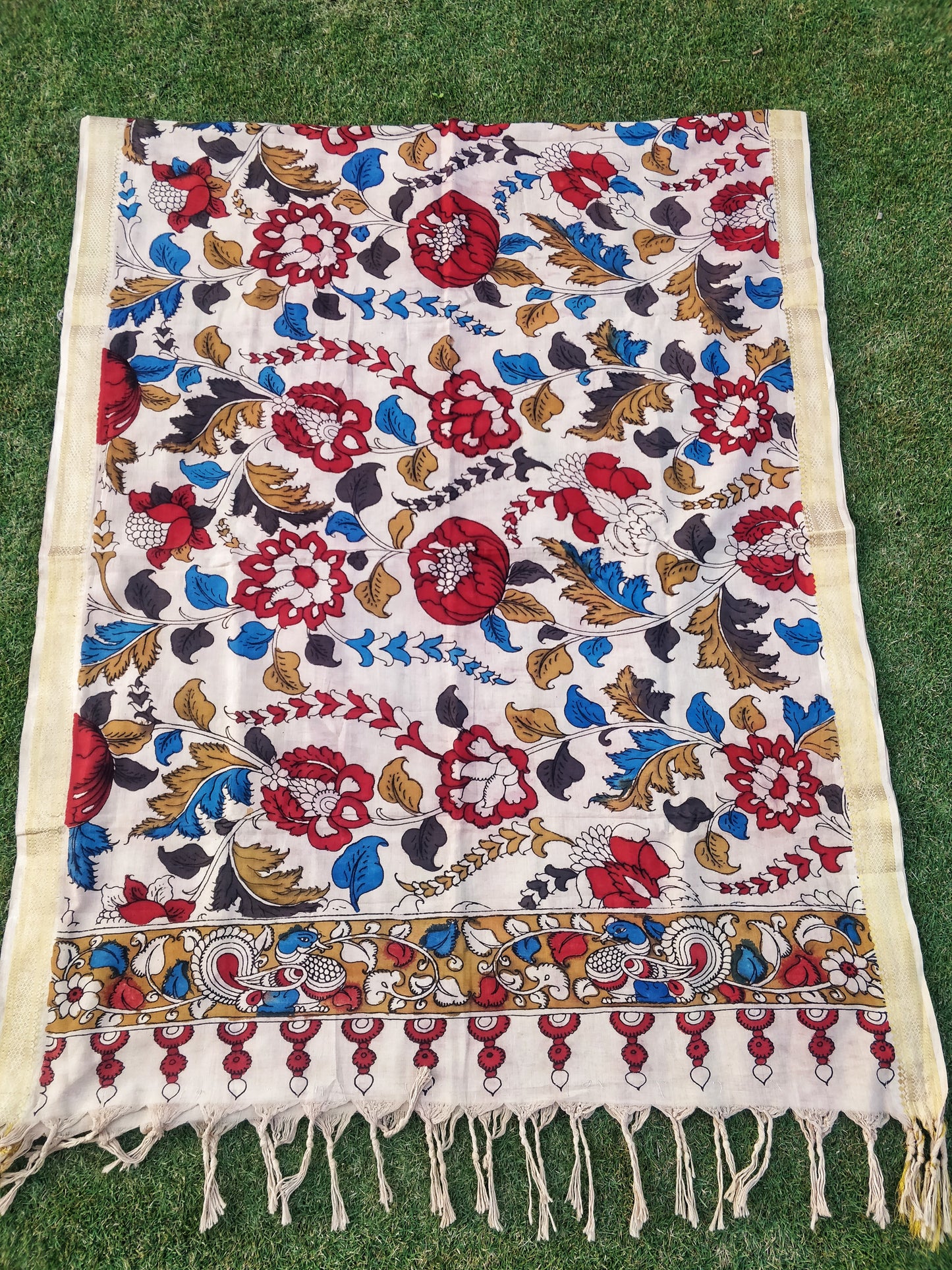 Cream and Red Handpainted Srikalahasti Kalamkari Cotton Dupatta with Zari Border